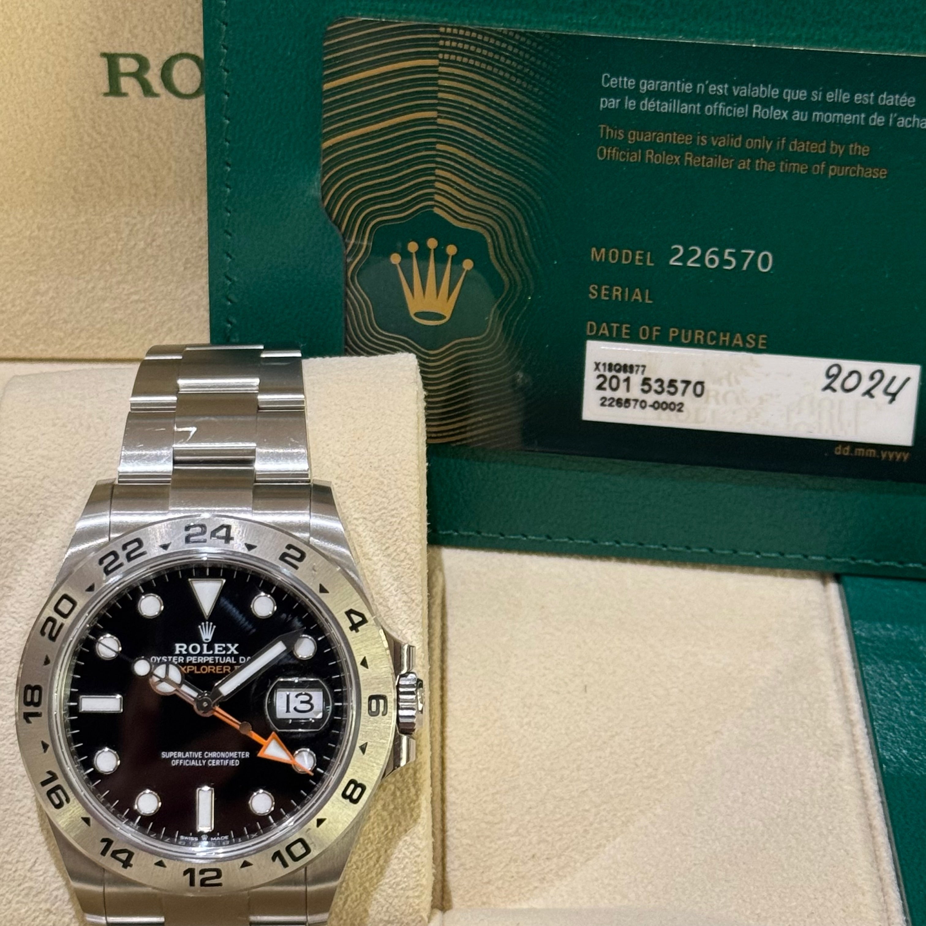 ROLEX OYSTER PERPETUAL DATE 226570-002 EXPLORER II AUTOMATIC OYSTERSTEEL