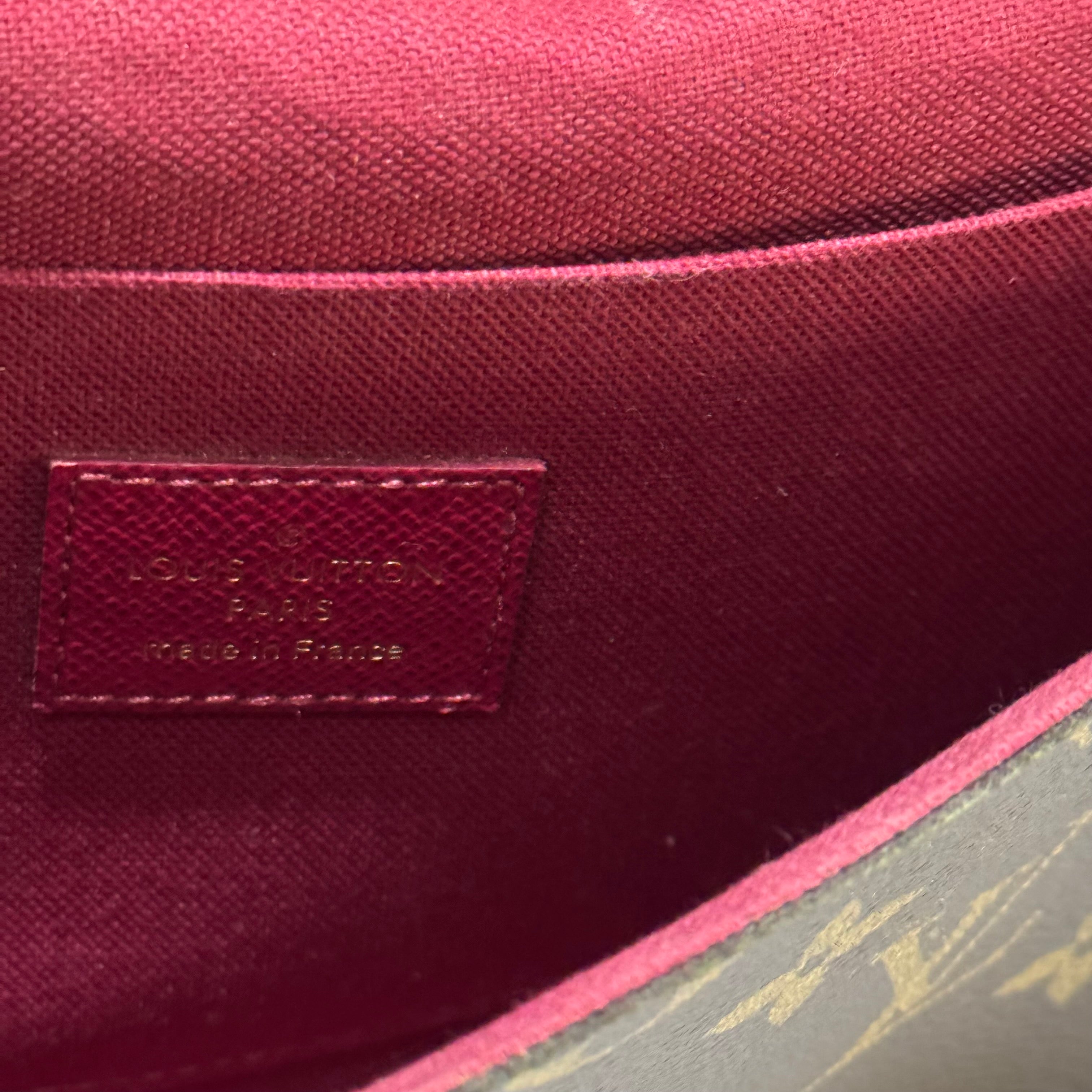 LOUIS VUITTON TRIO POUCH (THREE-IN-ONE)