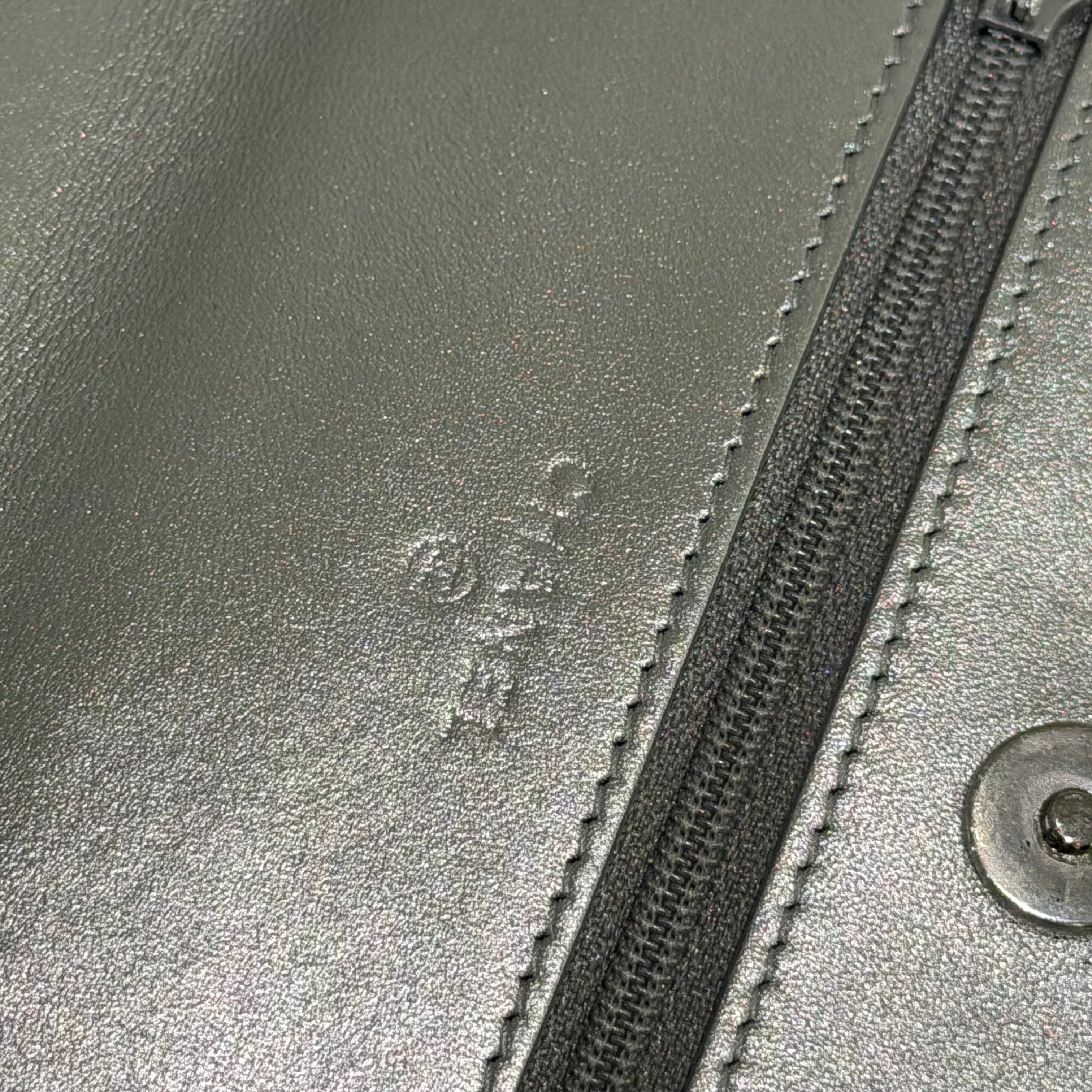 CHANEL WOC Silver Round-Ring Chain Wallet