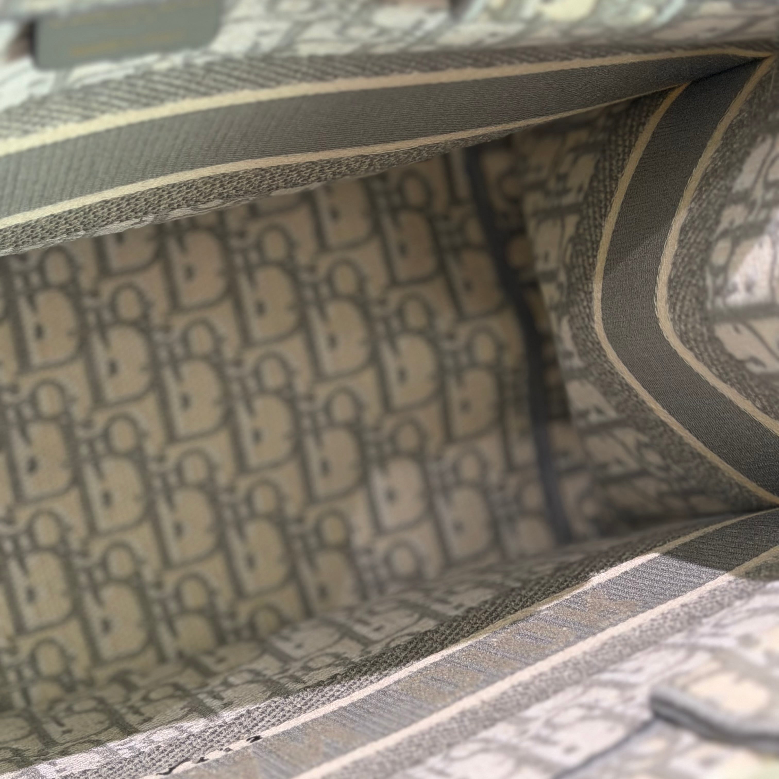 DIOR TOTE BAG GRAY MEDIUM TOTE