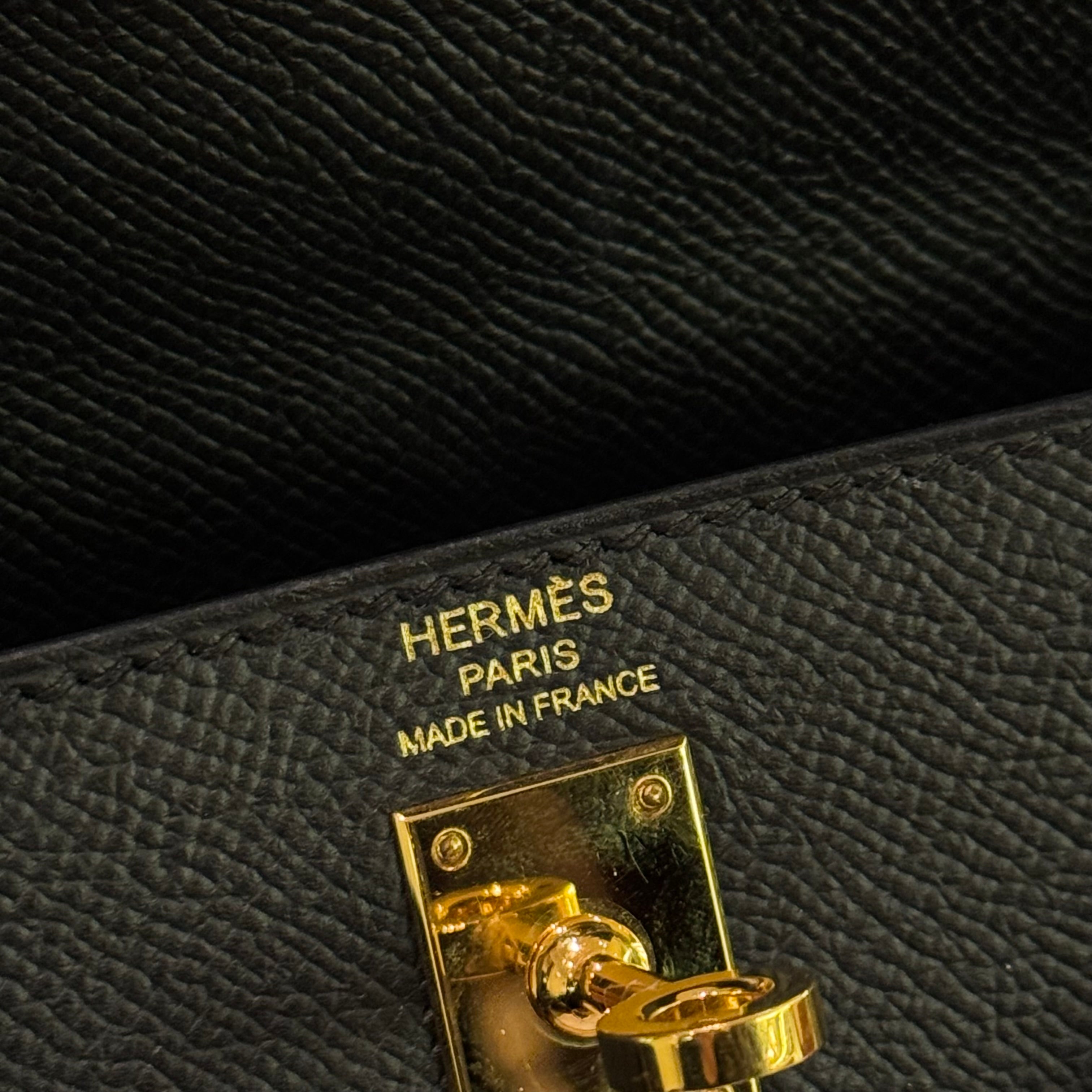 HERMÈS KELLY 25 BLACK EPSOM LEATHER GHW STAMP C