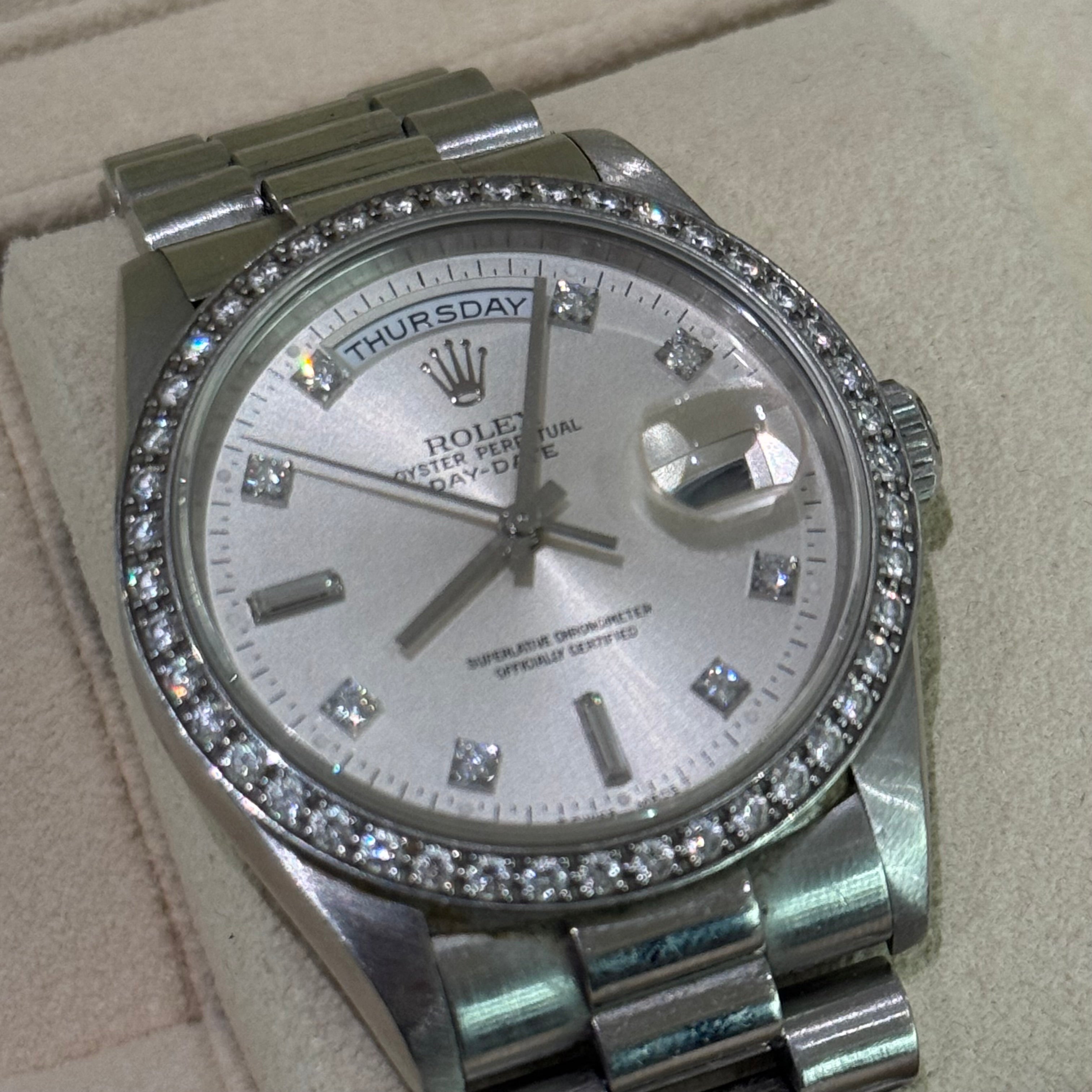 ROLEX DAYDATE 18346A CHAMPAGNE DIAL DIAMOND BEZEL