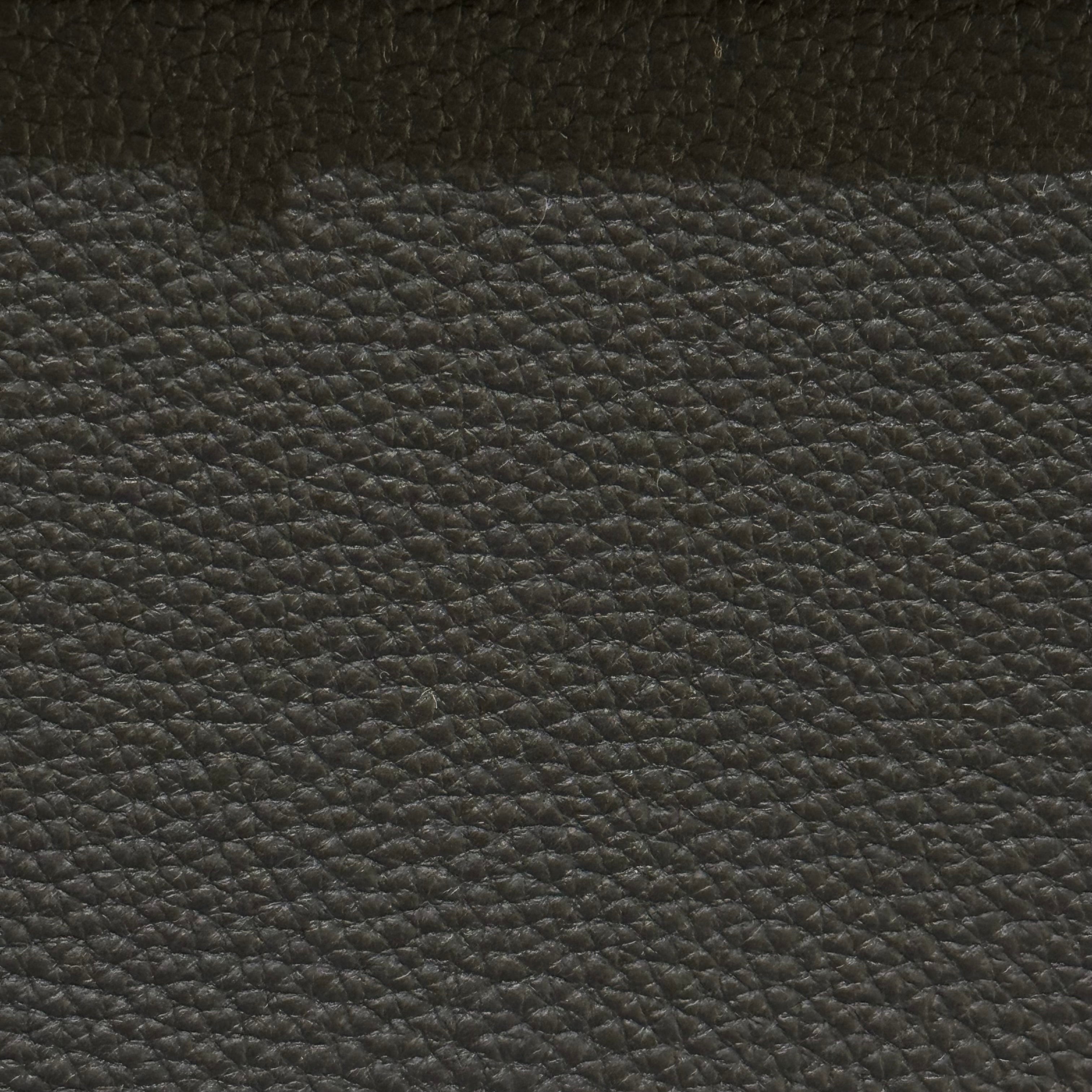 HERMES BIRKIN 25 TOGO BLACK WITH GOLD HARDWARE STAMP W (2025 INVOICE)