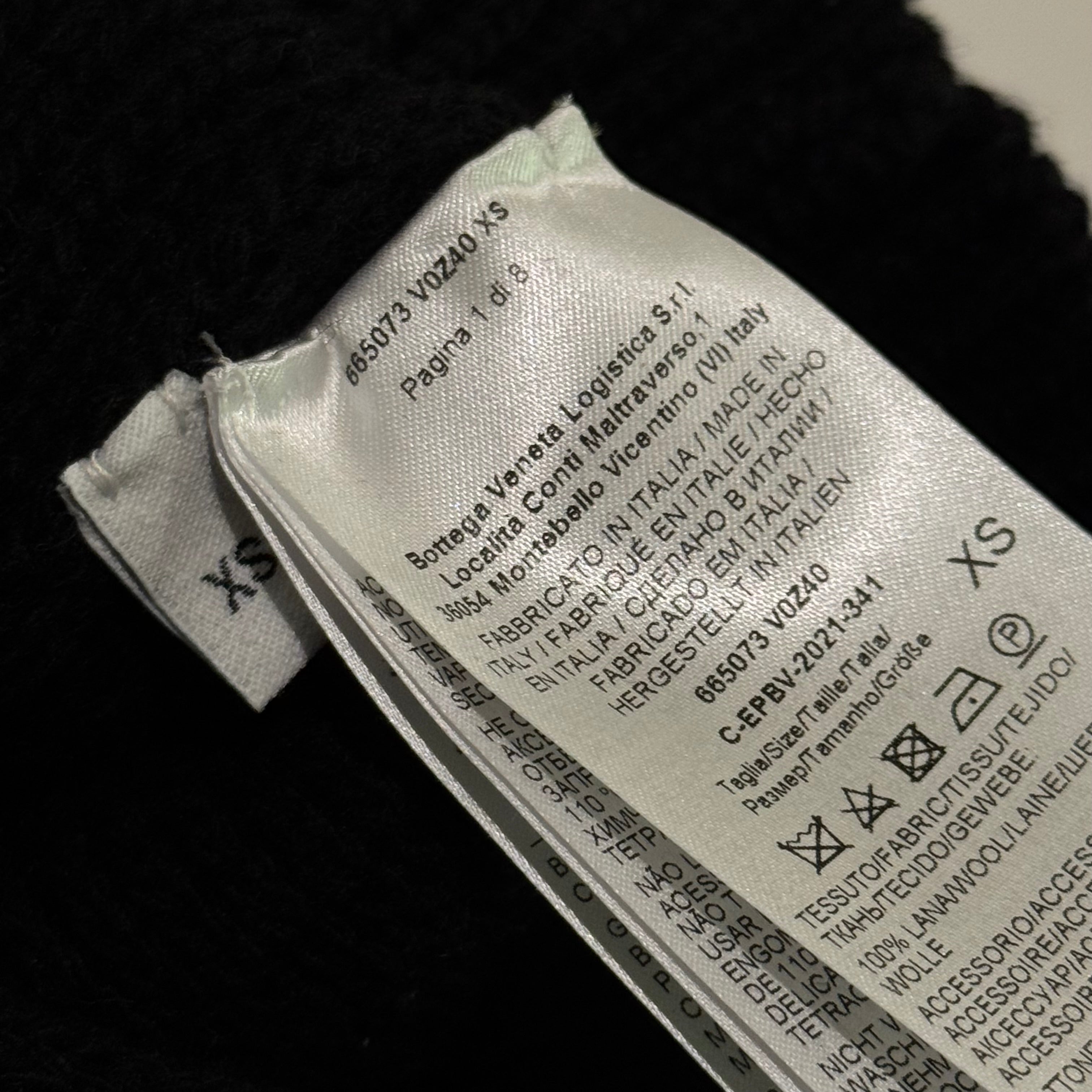 BOTTEGA VENETA BLACK KNIT SWEATER – BRAND NEW