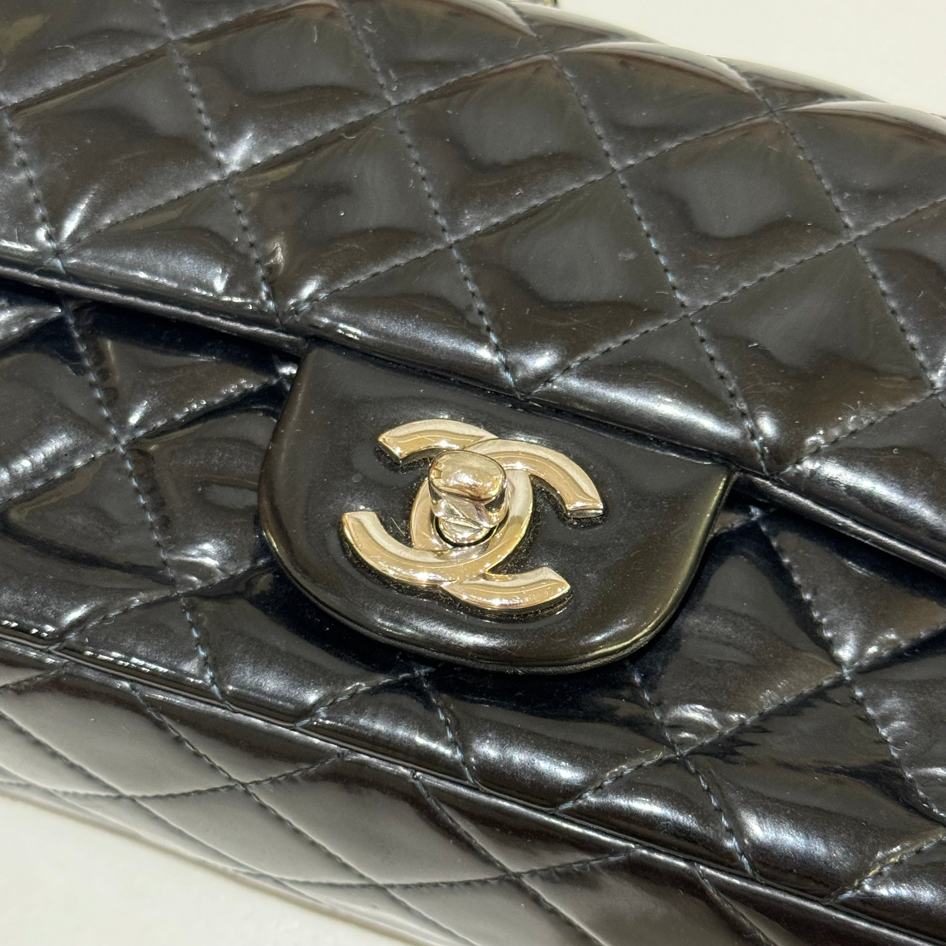 CHANEL CLASSIC FLAP MINI | COLLINS RAIN