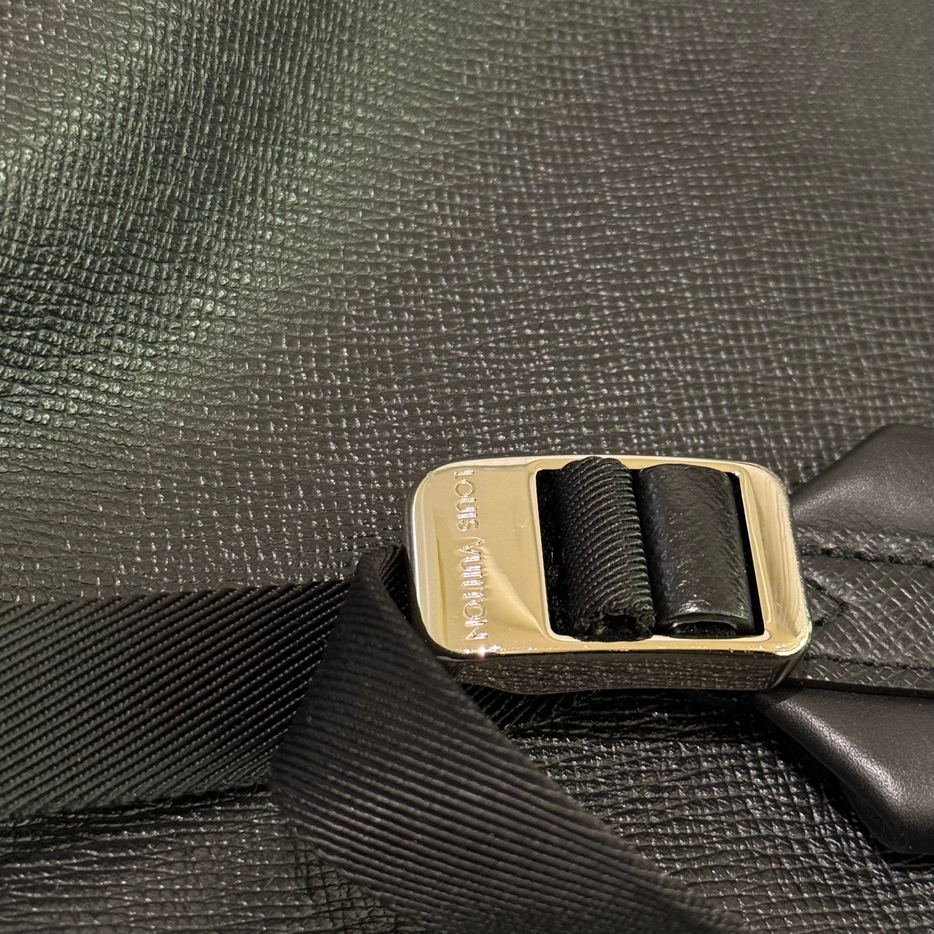 LOUIS VUITTON DISCOVERY BACKPACK APOLLO MONOGRAM ECLIPSE WITH LEATHER TRIM (CHIP VERSION)