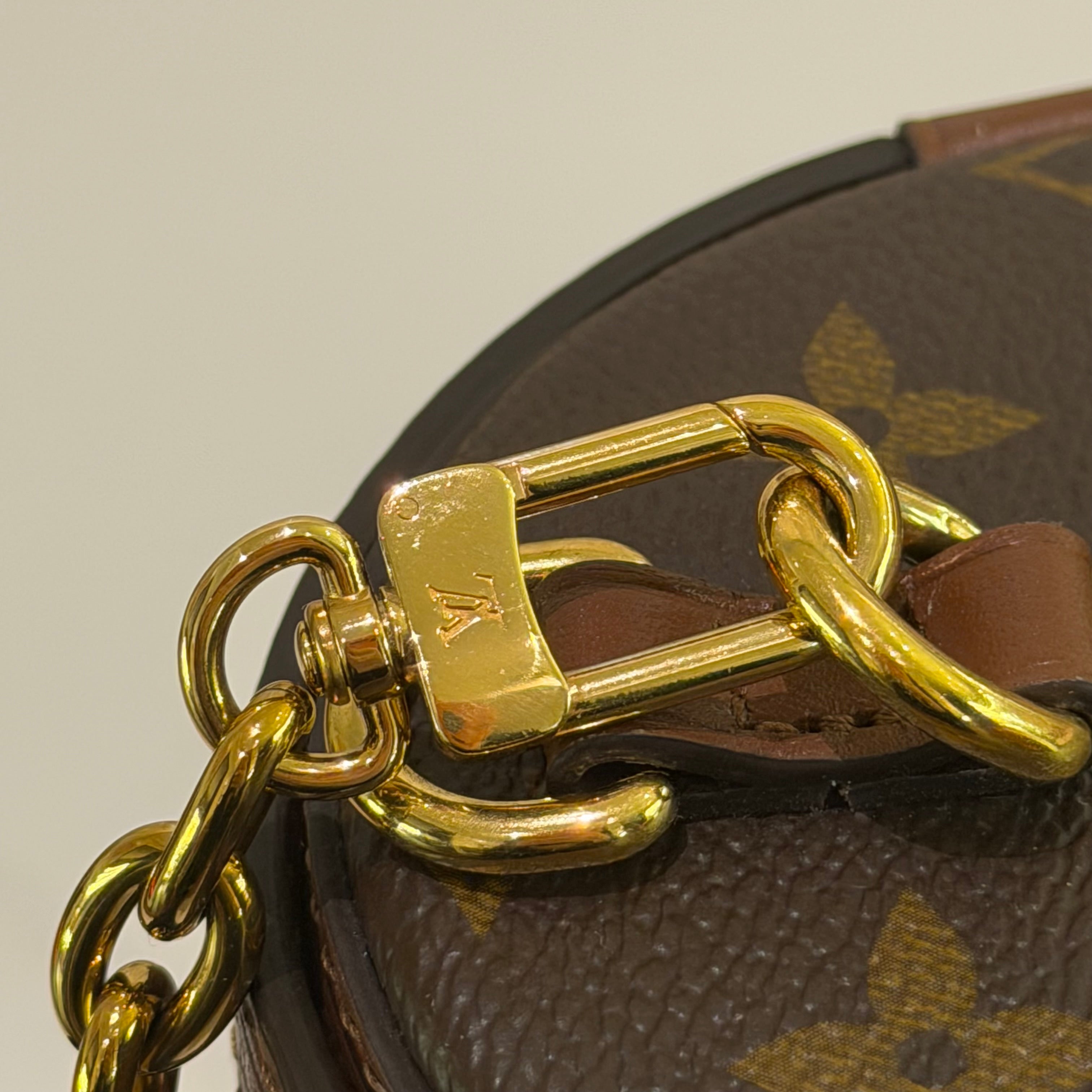 Louis Vuitton Papillon Monogram Barrel Bag (Chip Model)