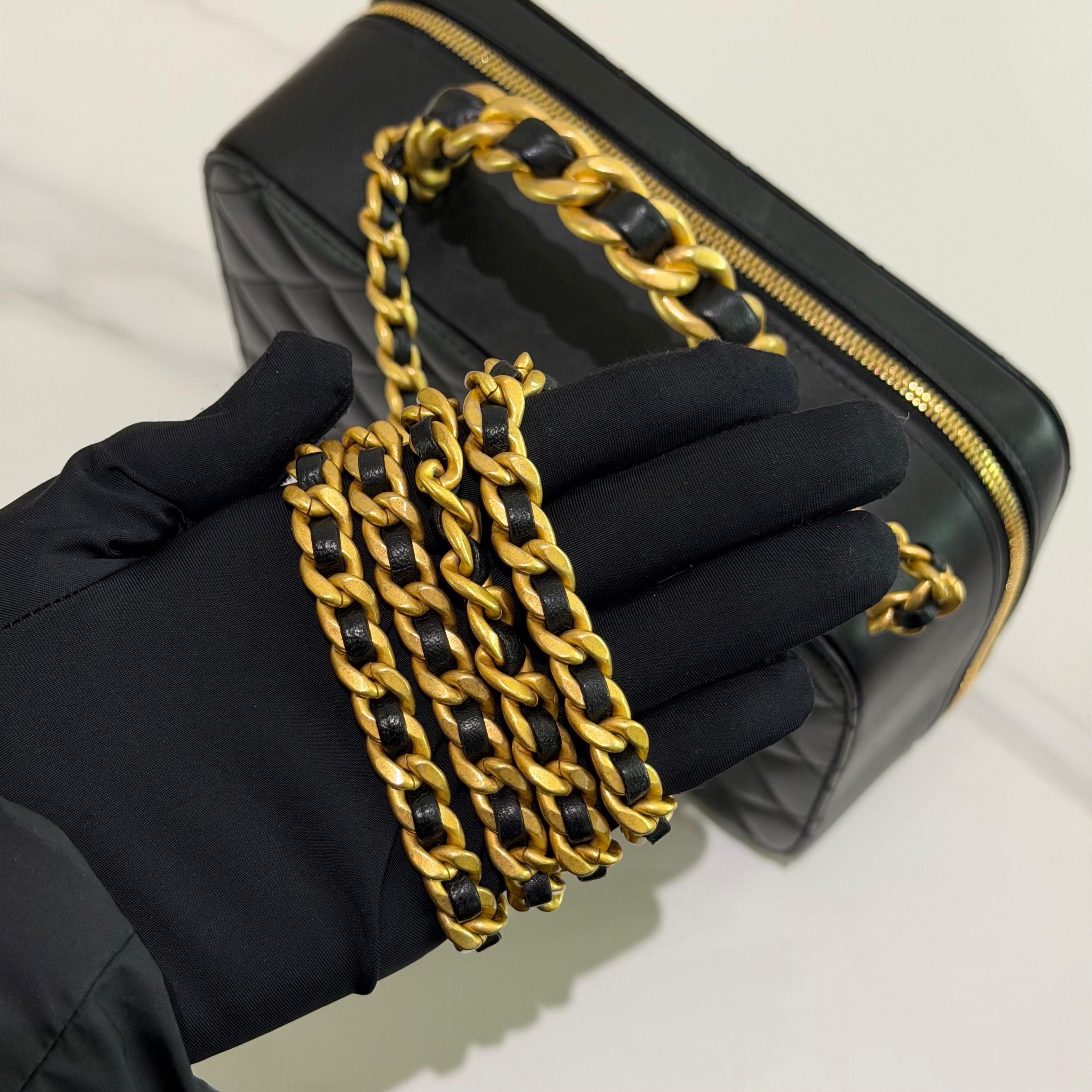 Chanel 22A Black Lambskin Vanity Case (Chip Model)