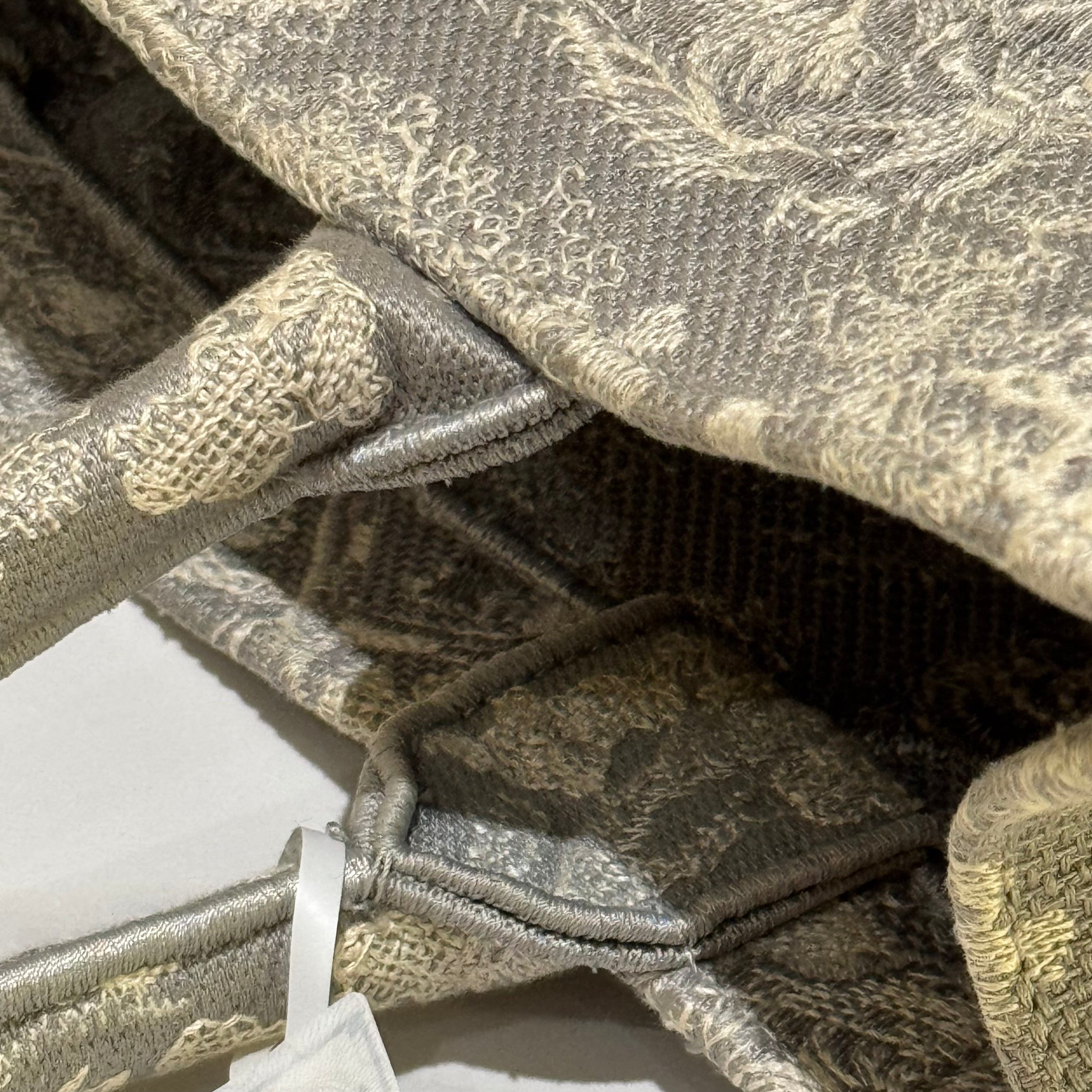 DIOR LARGE TOTE BAG GREY EMBROIDERED ZOO EDITION