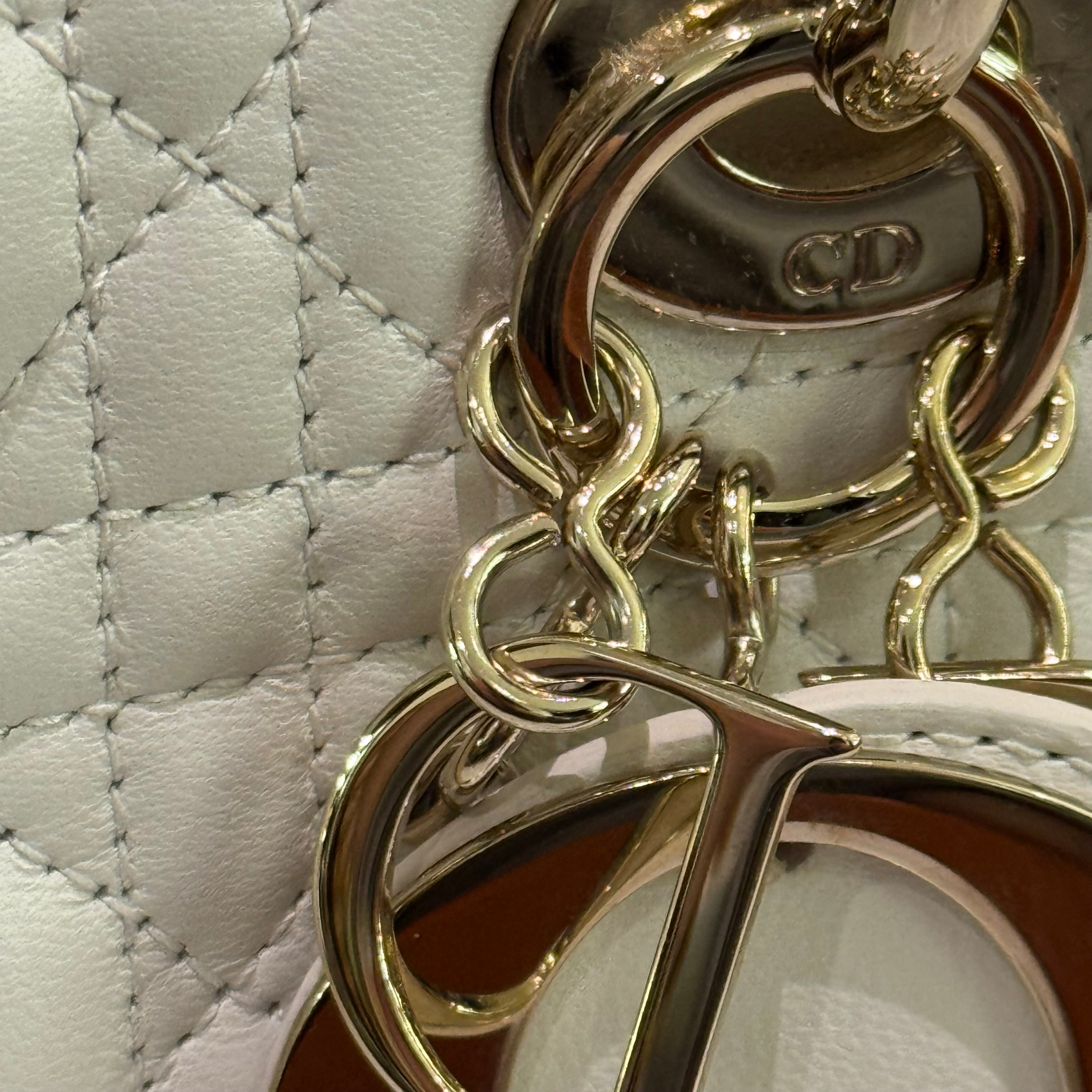 DIOR LADY DIOR SMALL WHITE LAMBSKIN (FOUR GUSSETS)