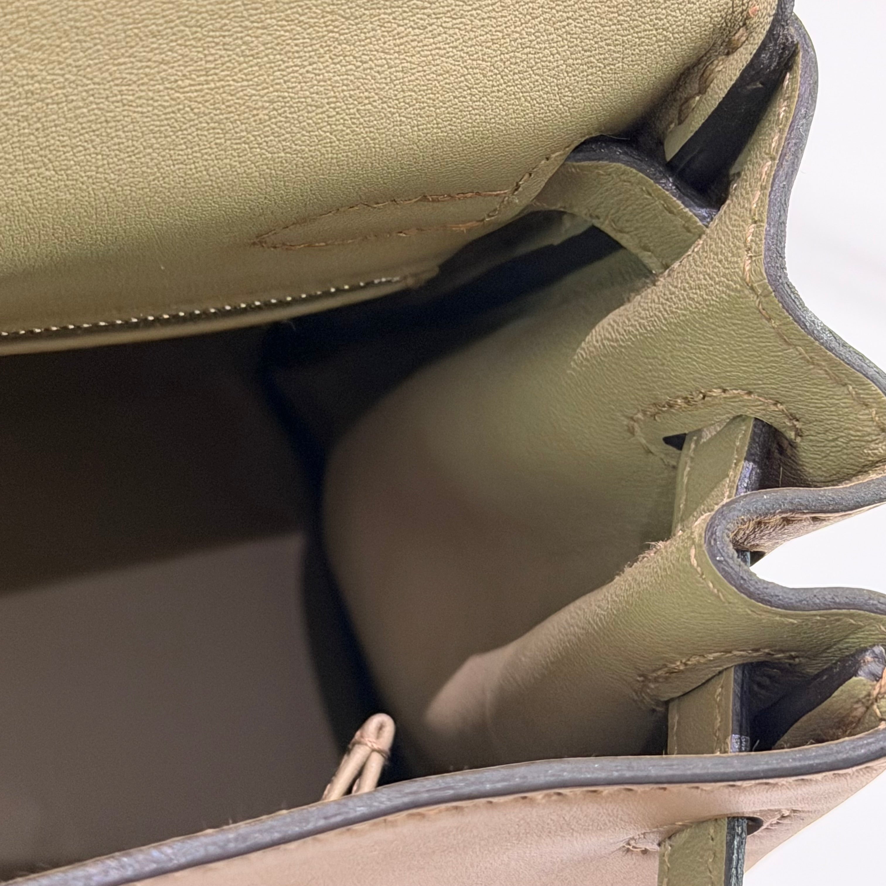 Hermes Kelly 25 Alezan/Beige Swift Leather with Silver Hardware (Stamp W) | HERMES