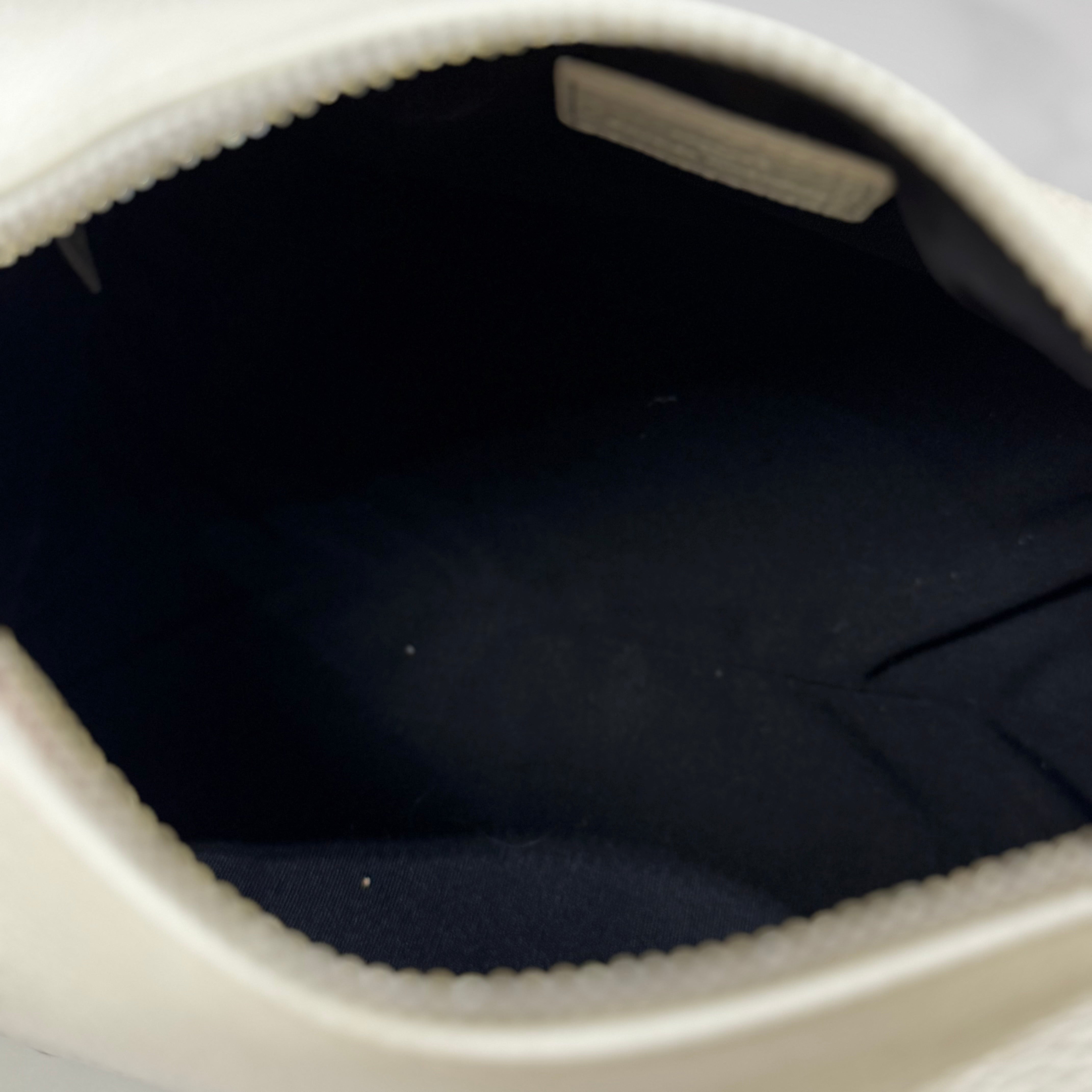 DIOR X DANIEL ARSHAM ROLLER COLLABORATION VERSION