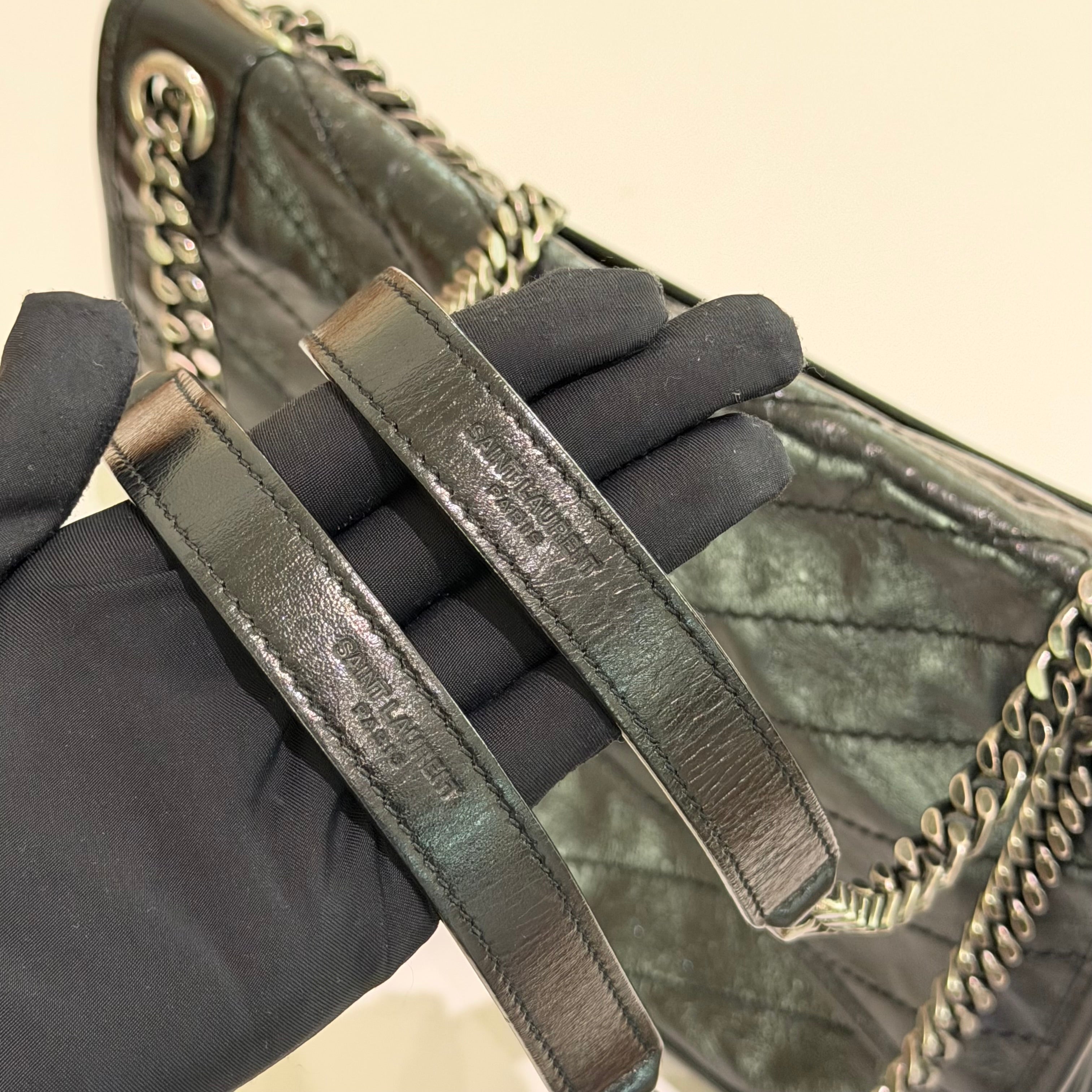 Saint Laurent NIKI Medium Chain Shoulder Bag
