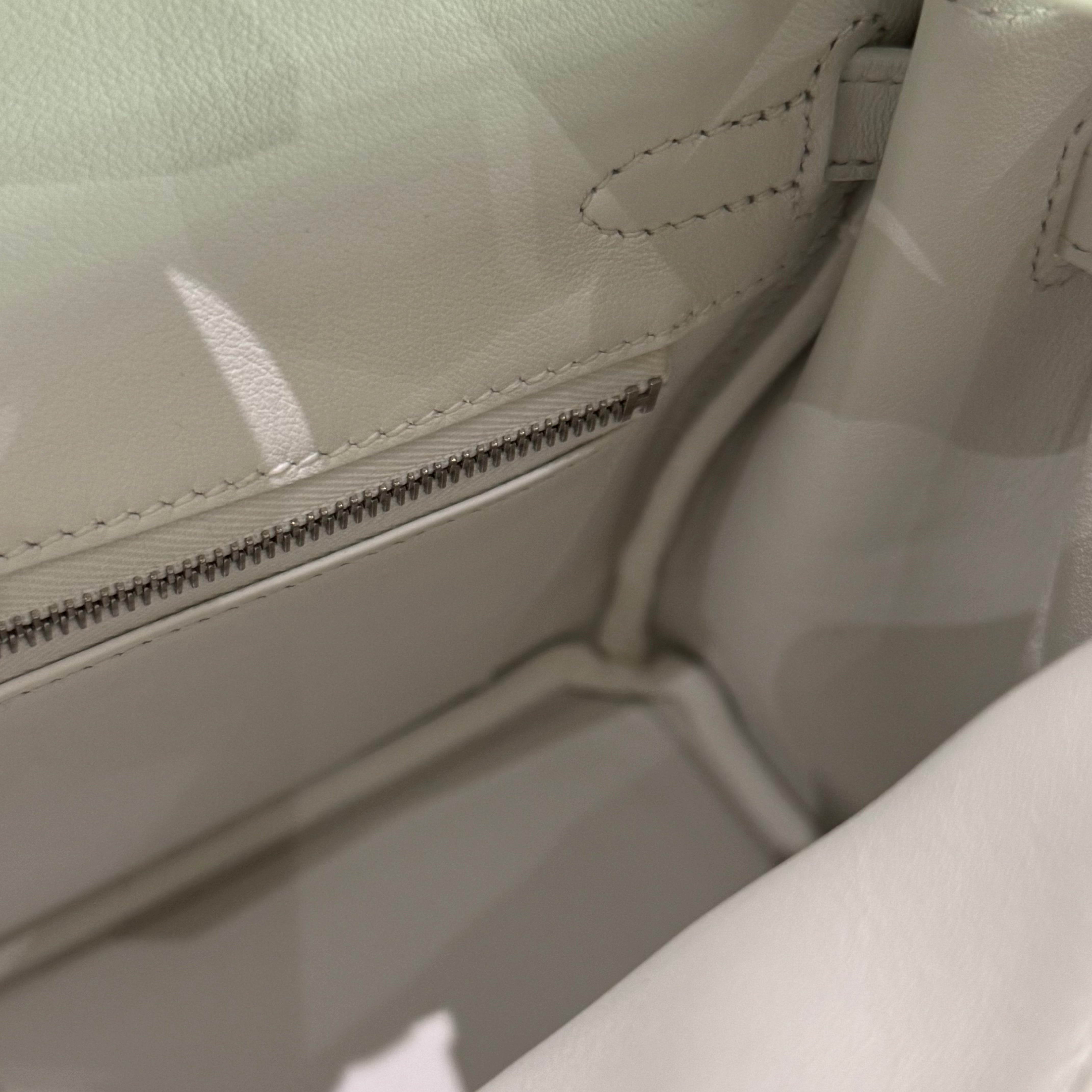 HERMÈS BIRKIN 25 WHITE SWIFT LEATHER WITH PALLADIUM HARDWARE STAMP B