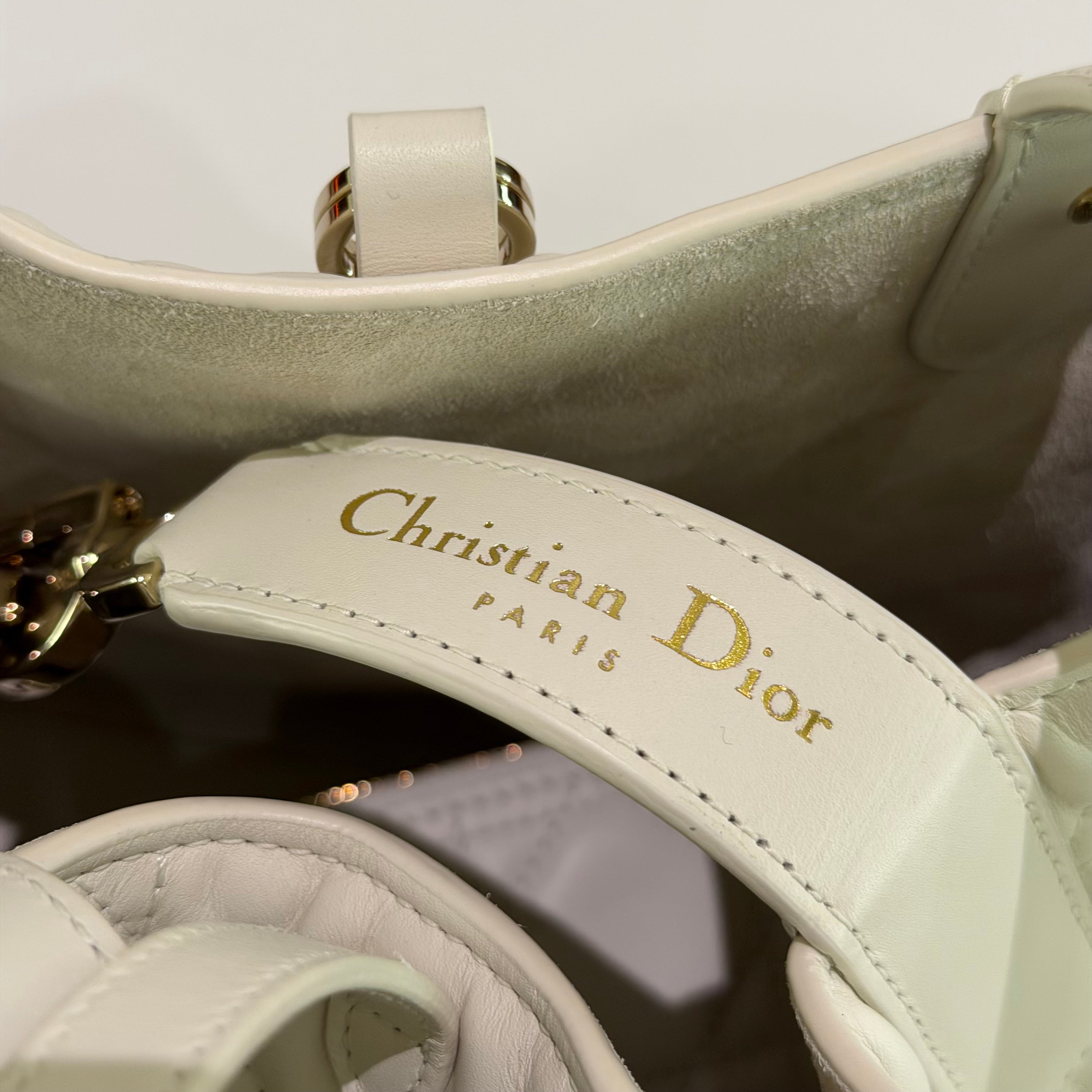 DIOR BOOK TOTE MEDIUM WHITE EMBROIDERED BAG