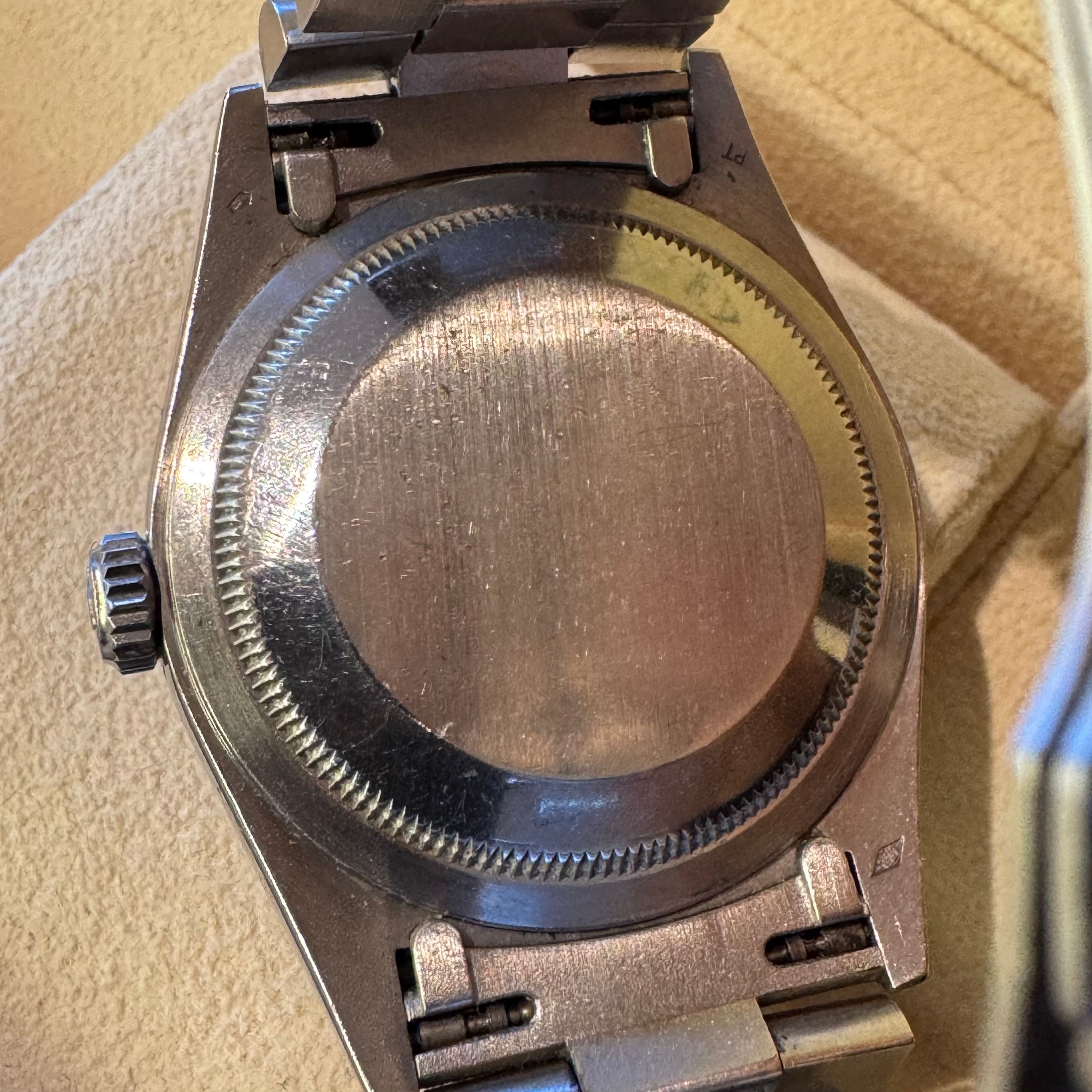 ROLEX DAYDATE 18346A CHAMPAGNE DIAL DIAMOND BEZEL