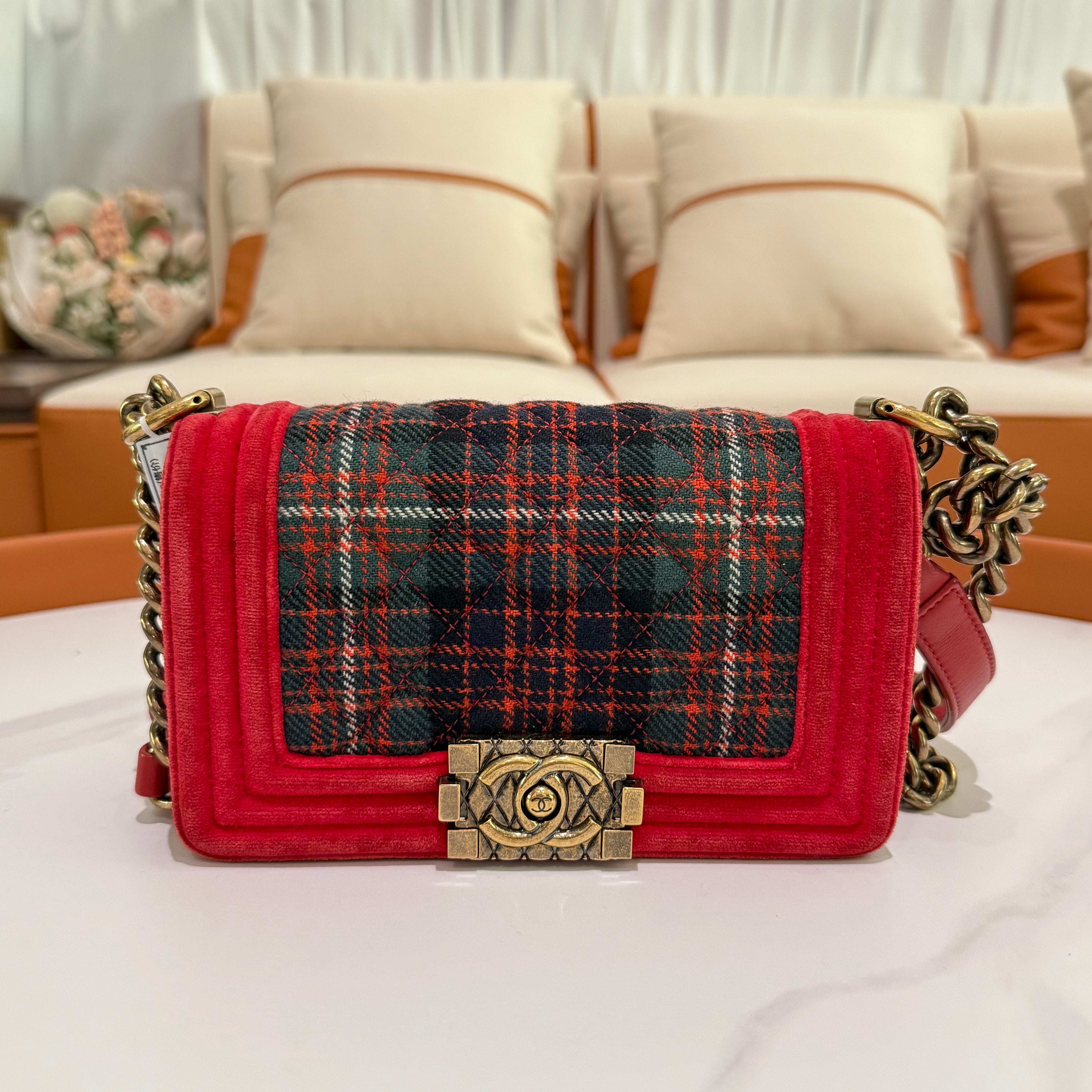 CHANEL SMALL RED VELVET & PLAID LEBOY BAG – EDINBURGH COLLECTION
