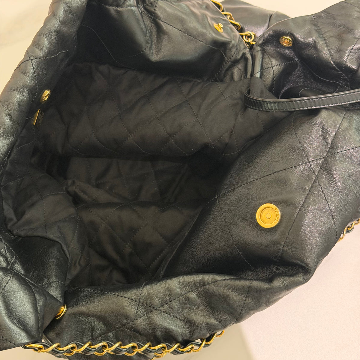 Chanel 22 Large Black Calfskin Bag with Gold Hardware (Chip Model) | CHANEL