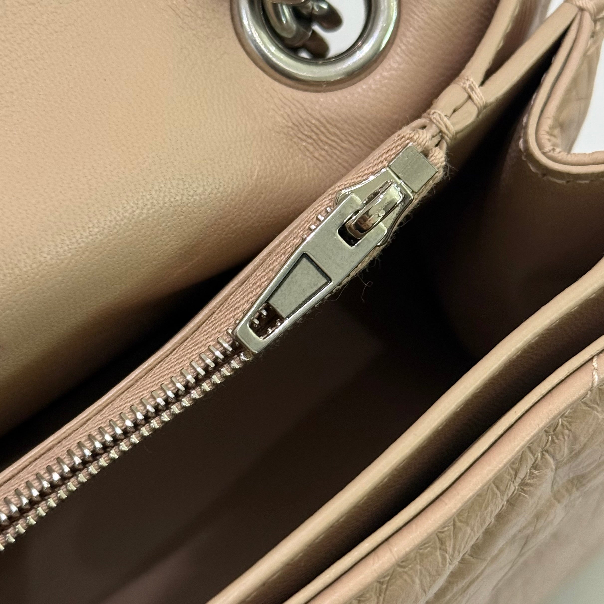BALENCIAGA CRUSH SMALL LATTE COLOR