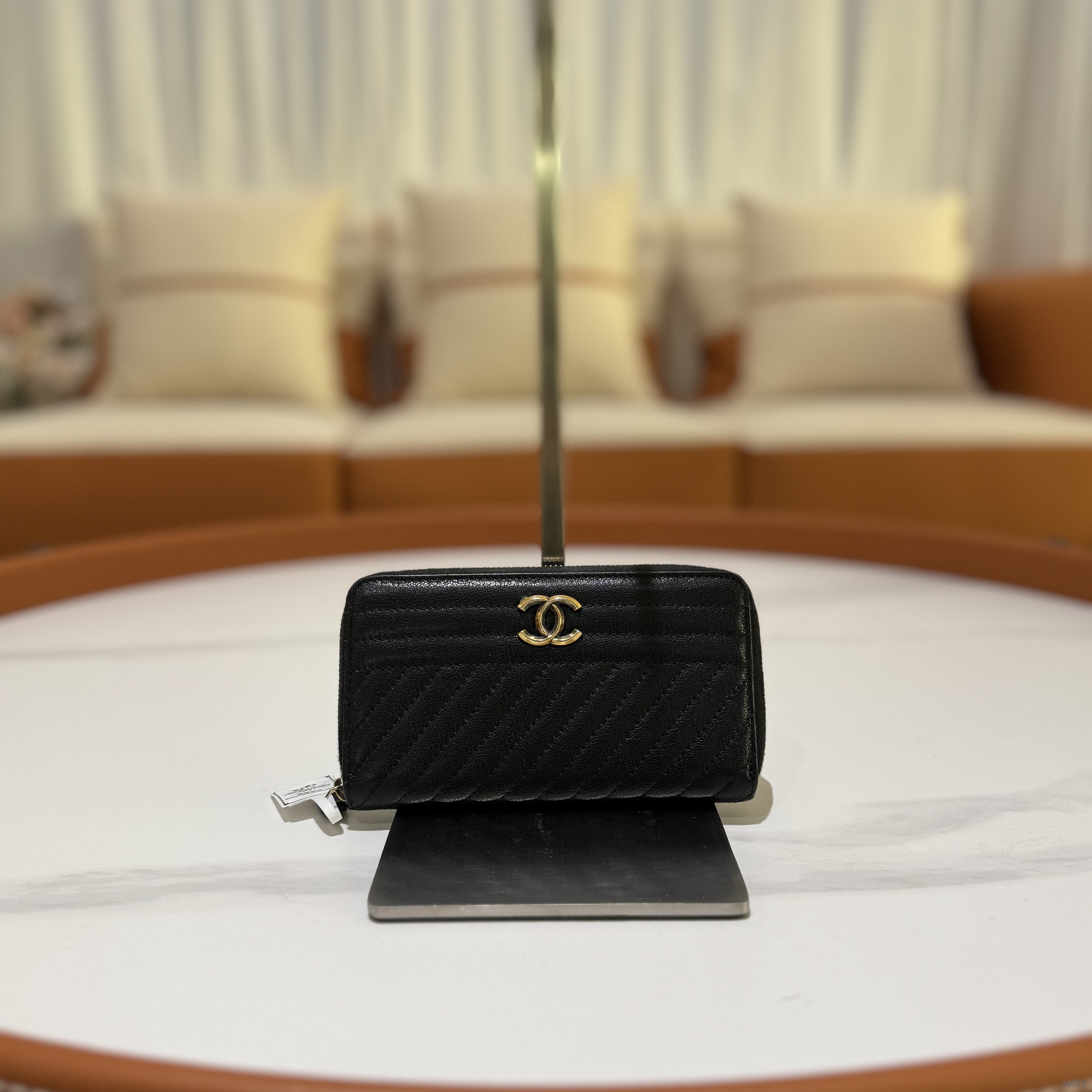 CHANEL MEDIUM ZIP WALLET BLACK WITH GOLD HARDWARE