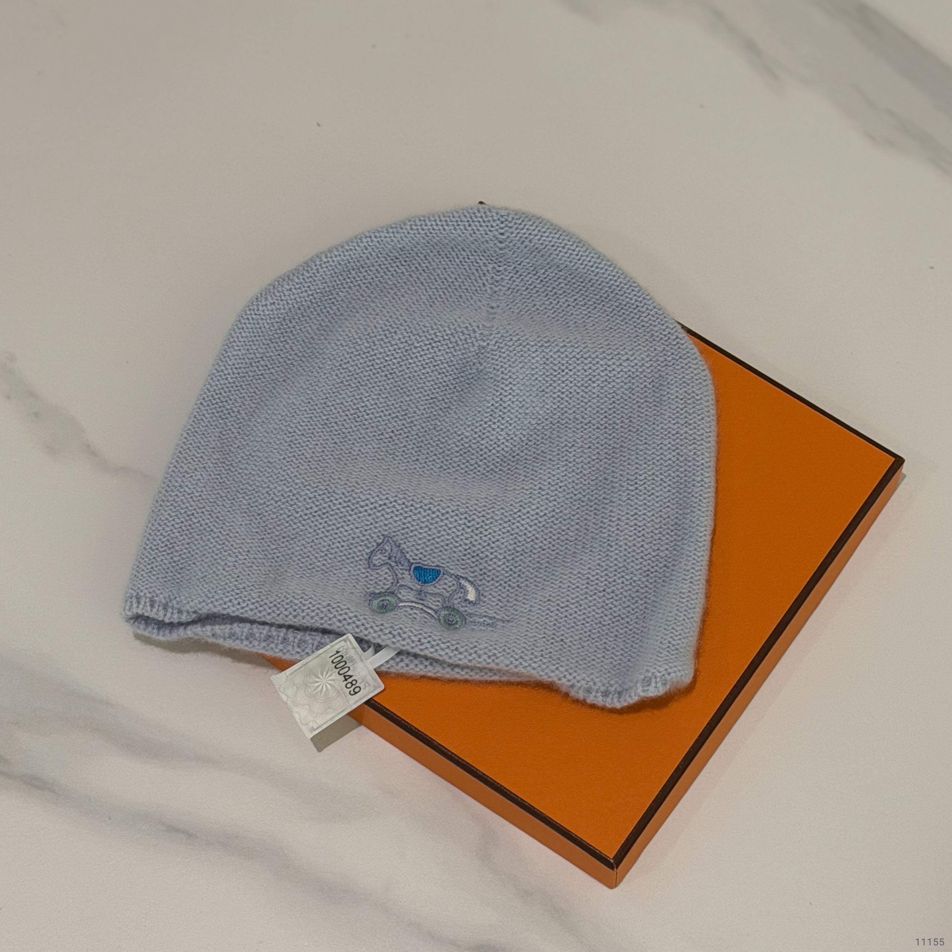 HERMÈS BABY CASHMERE HAT BLUE
