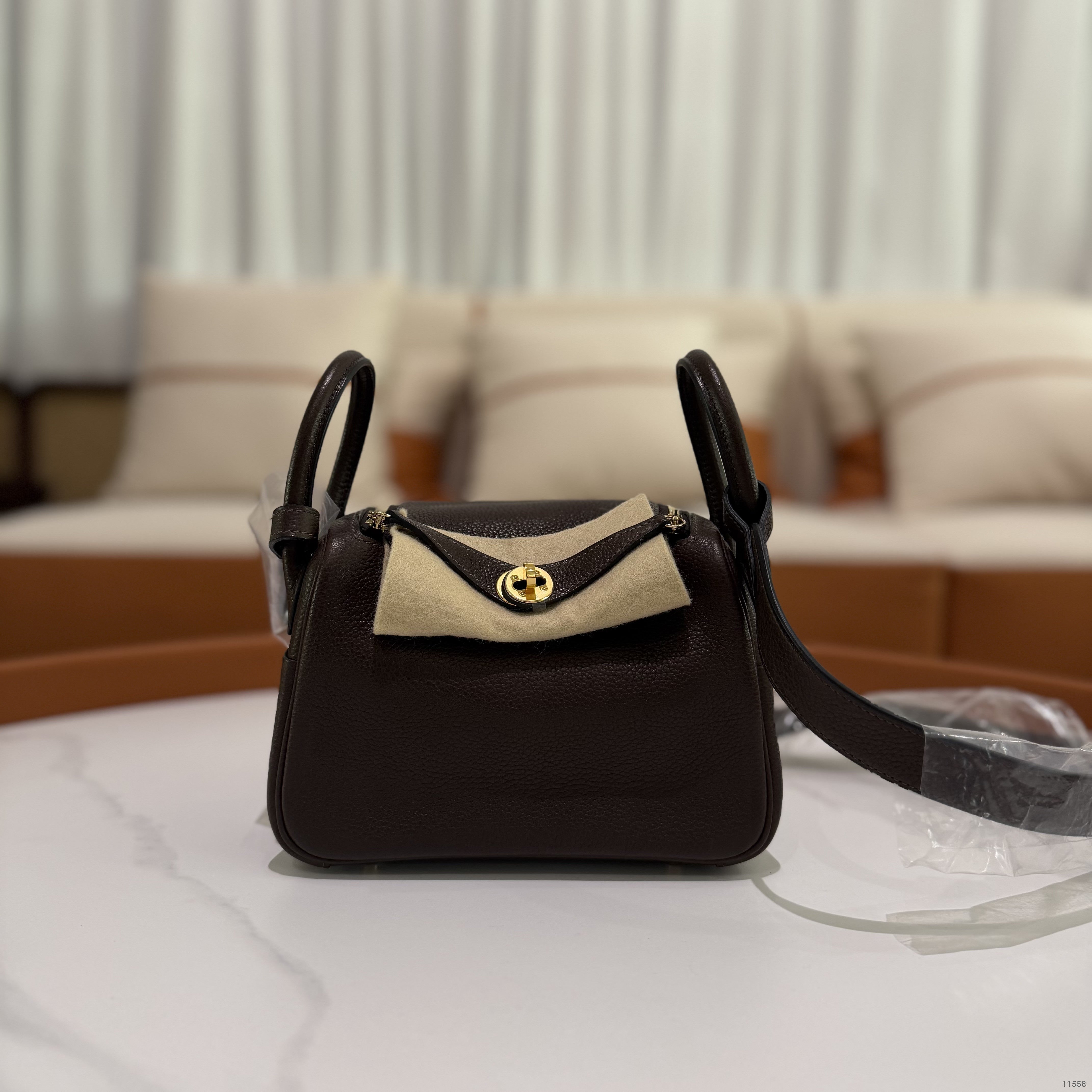 Hermes Mini Lindy Ebene Barenia Faubourg Calfskin (Stamp G)