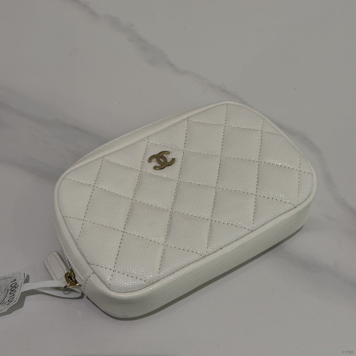 Chanel White Caviar Leather Cosmetic Pouch | CHANEL