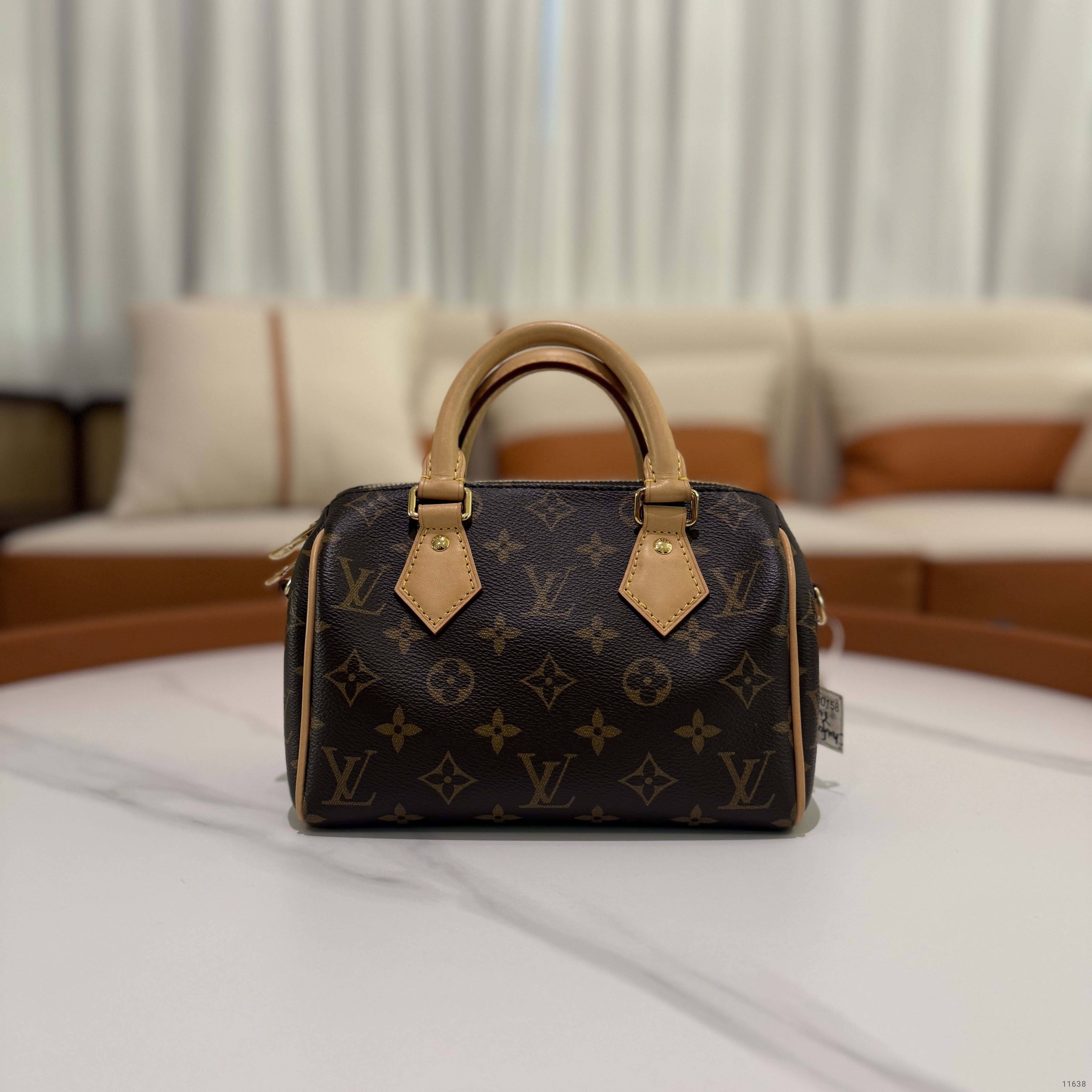 Louis Vuitton Speedy 20