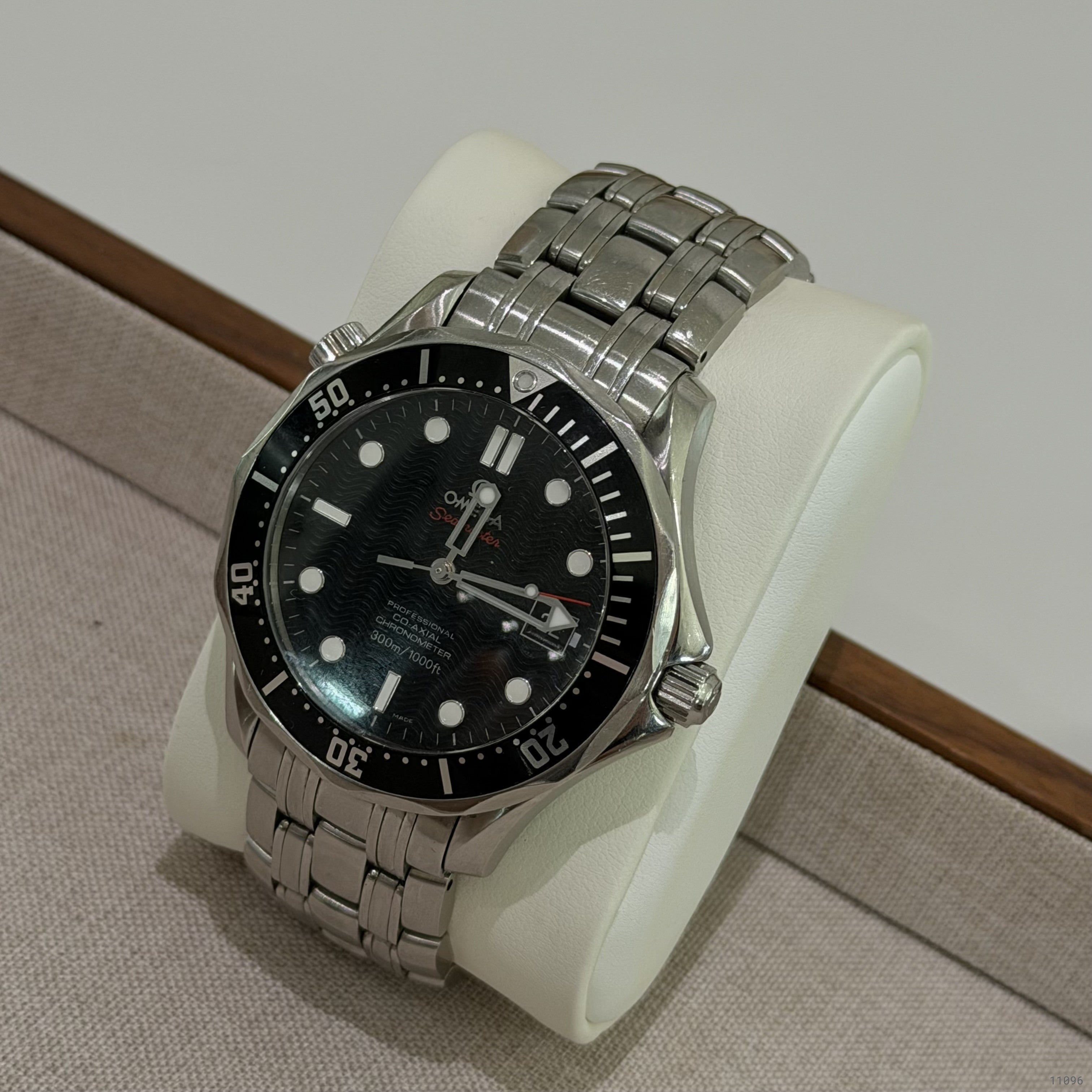 OMEGA SEAMASTER 300 VINTAGE BLACK ALUMINUM BEZEL