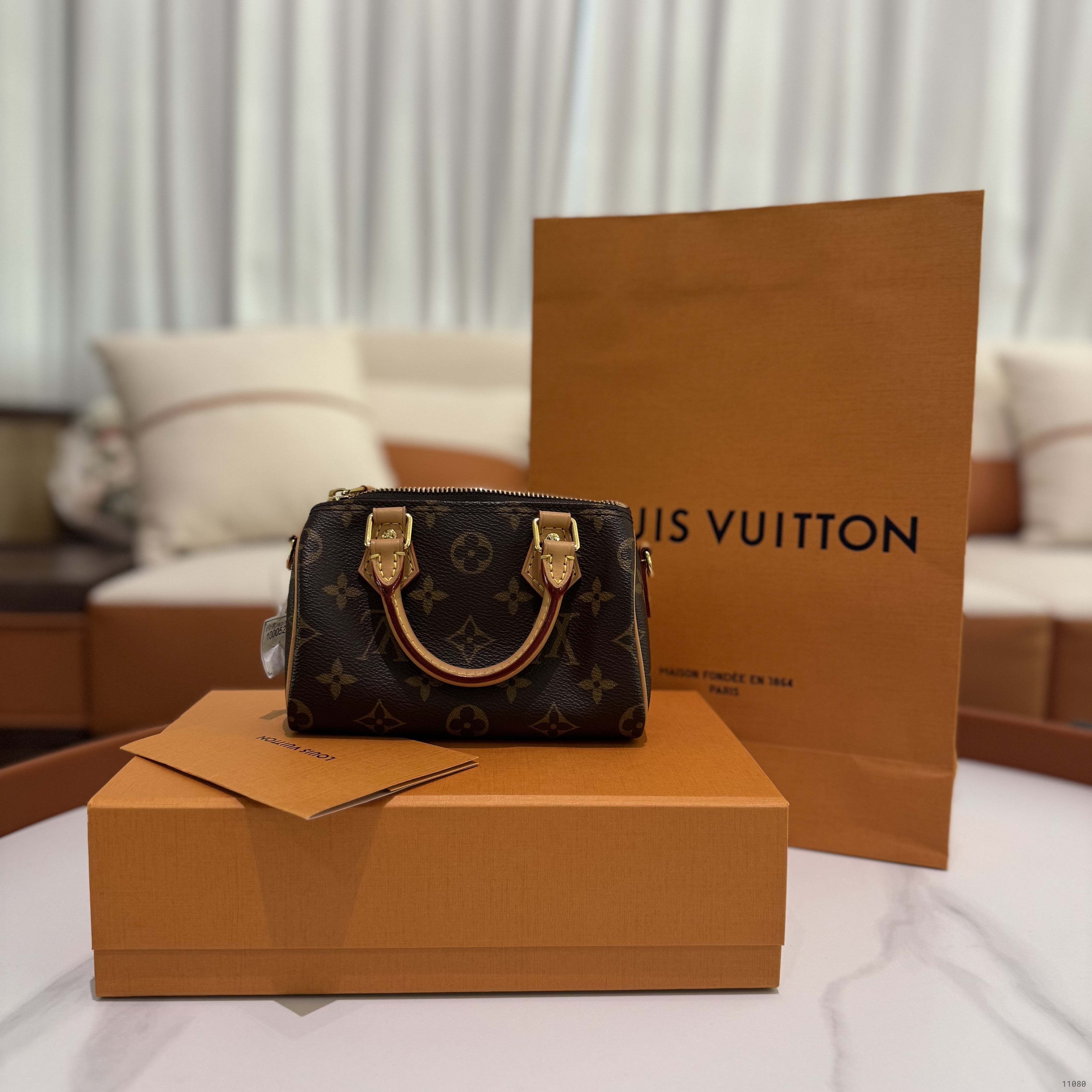 LOUIS VUITTON SPEEDY NANO MONOGRAM CLASSIC
