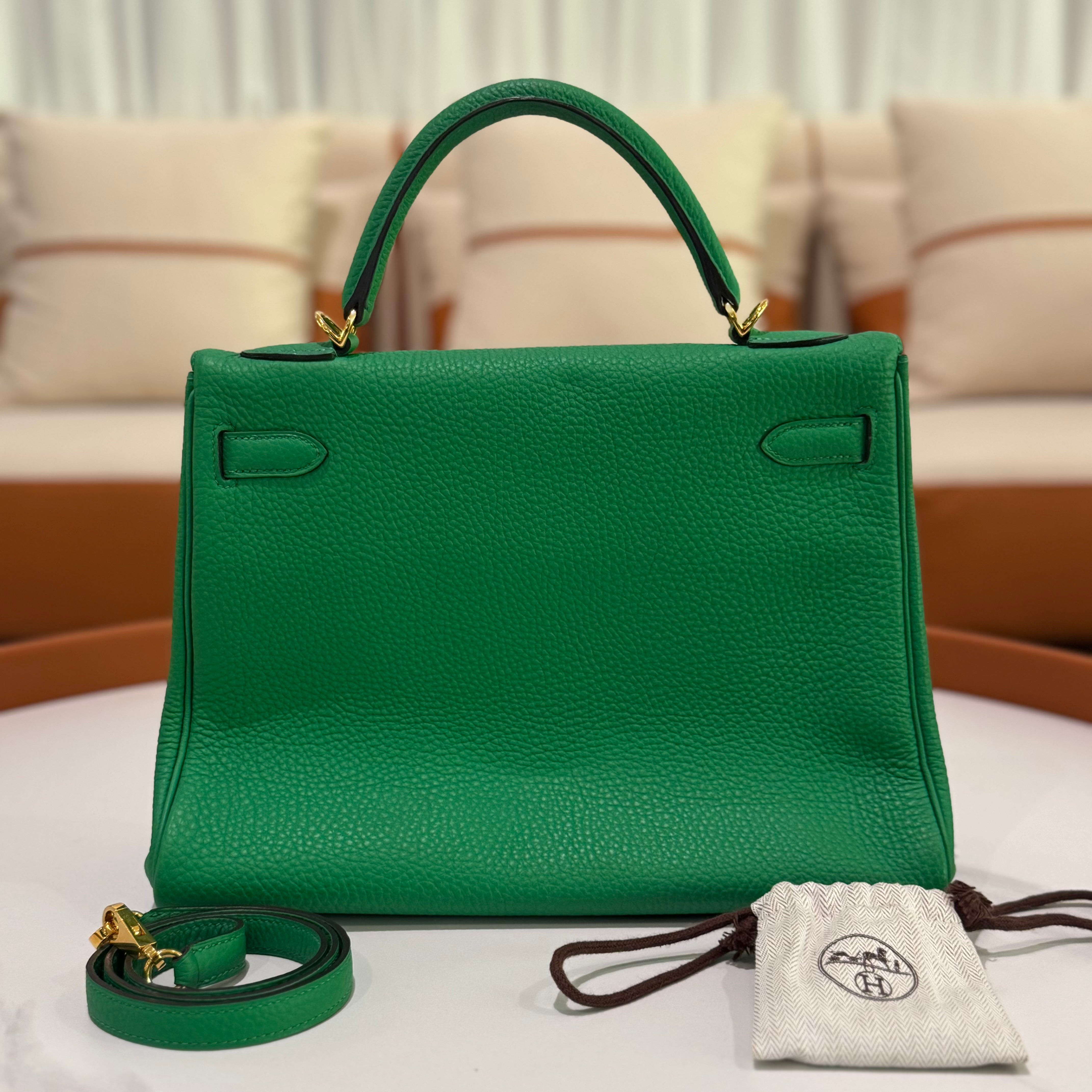 HERMÈS KELLY 32 VERT BAMBOU TOGO LEATHER WITH PALLADIUM HARDWARE (X STAMP)
