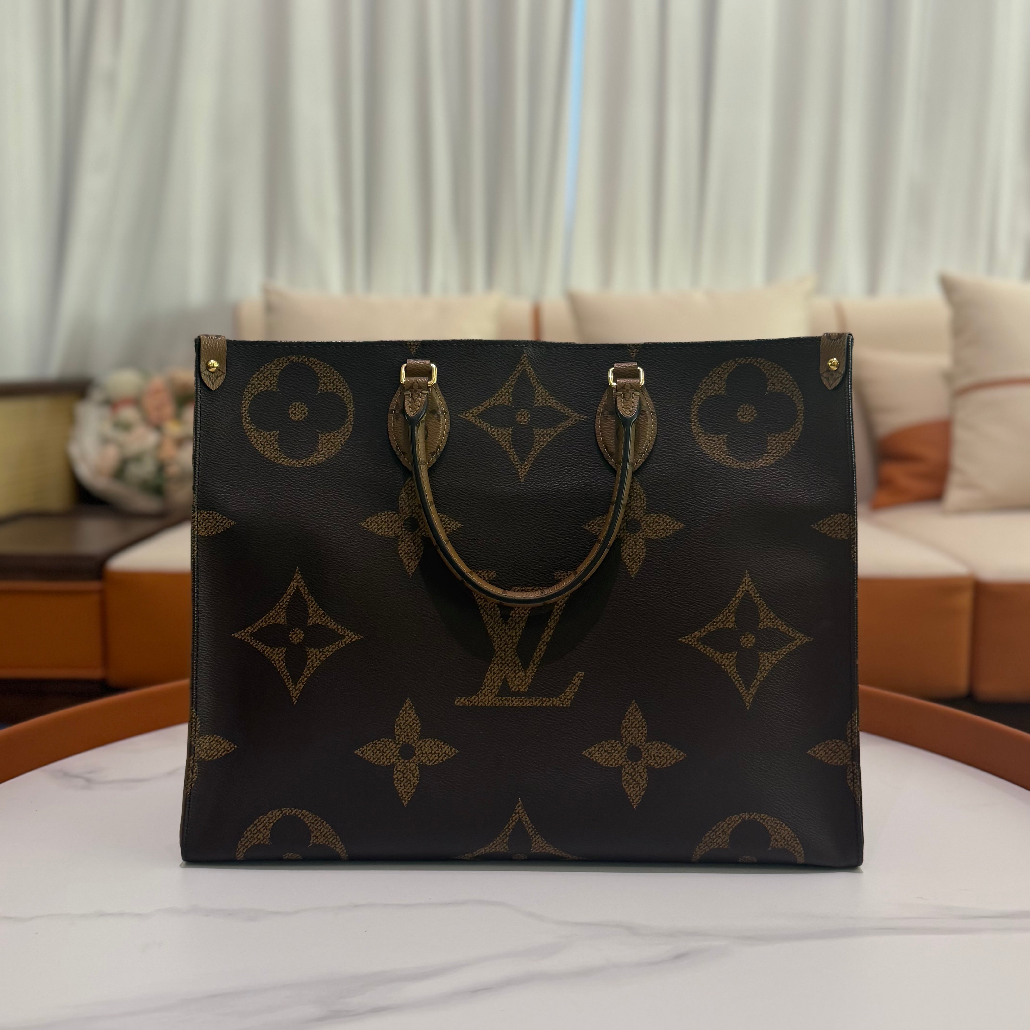 Louis Vuitton On The Go Tote Monogram Large Tote Bag