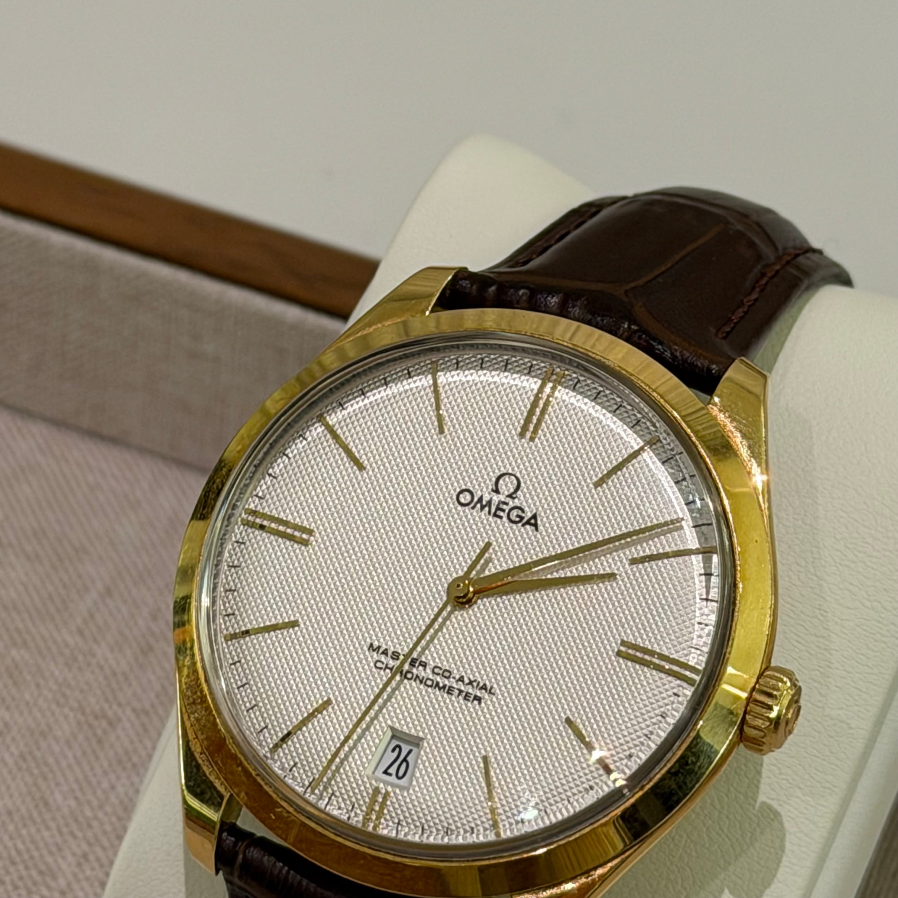 OMEGA DE VILLE TRÉSOR GOLD LEATHER STRAP WATCH