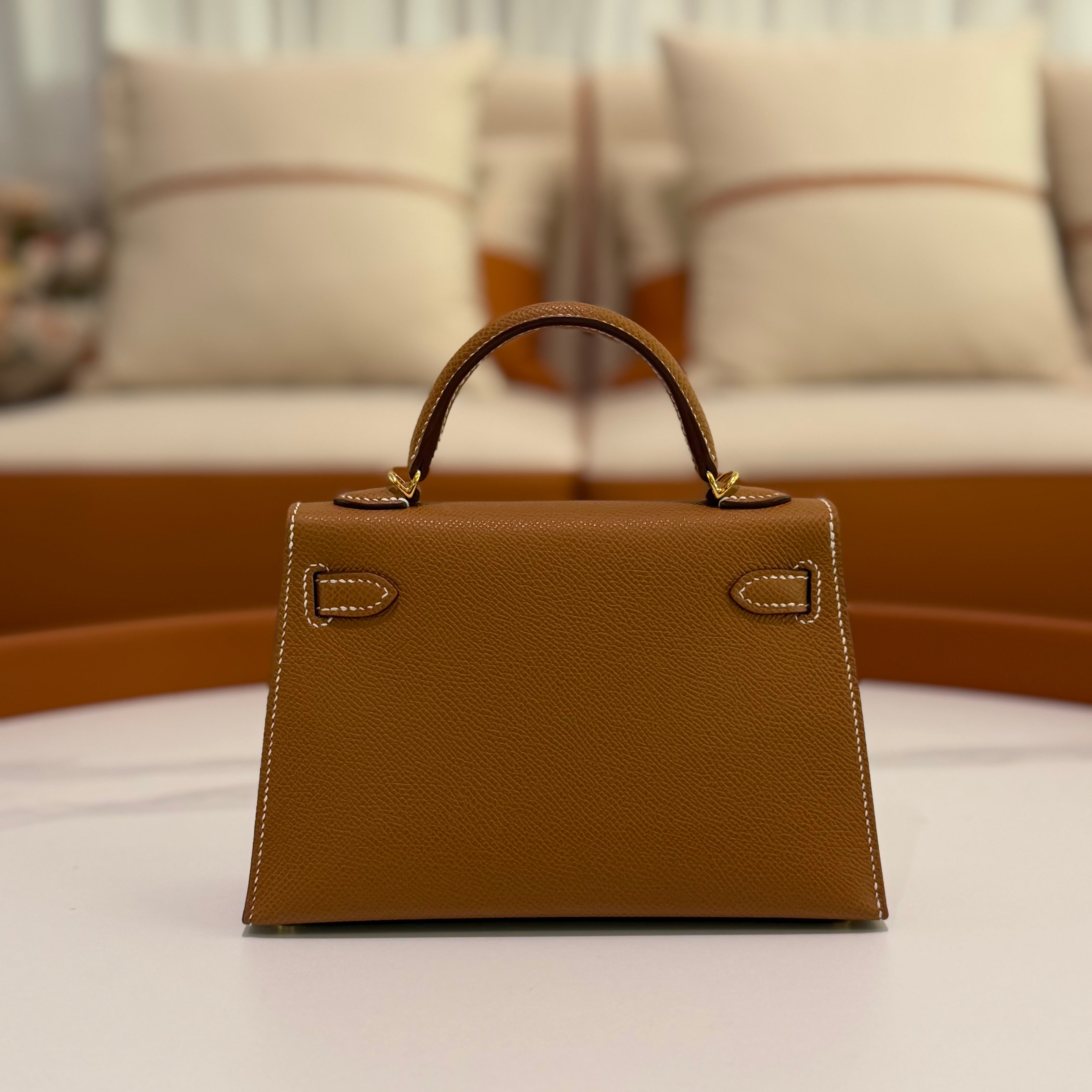 HERMÈS MINI KELLY II GOLD EPSOM LEATHER WITH GOLD HARDWARE (STAMP W)