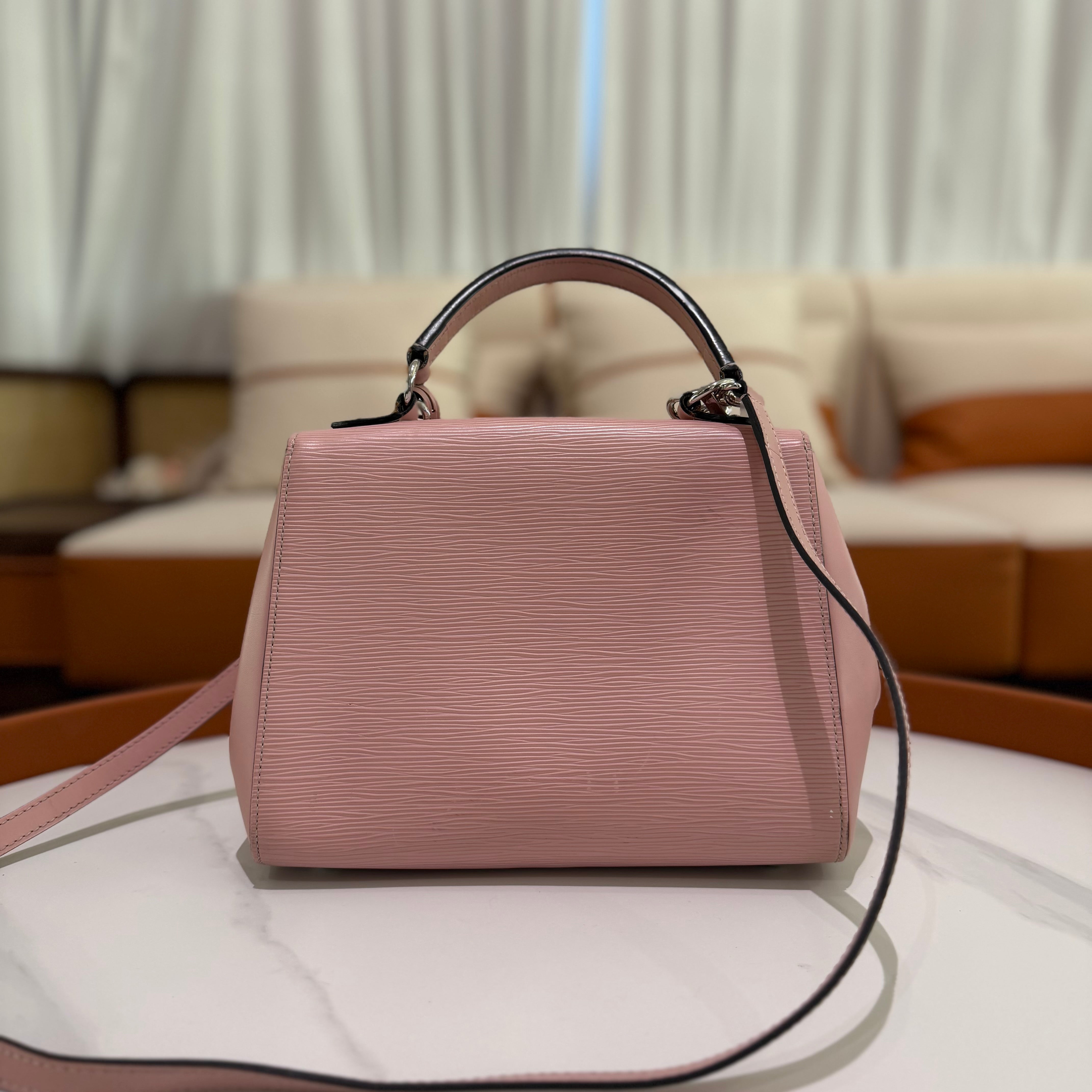 Louis Vuitton Epi Leather Pink Messenger Bag (With Strap)