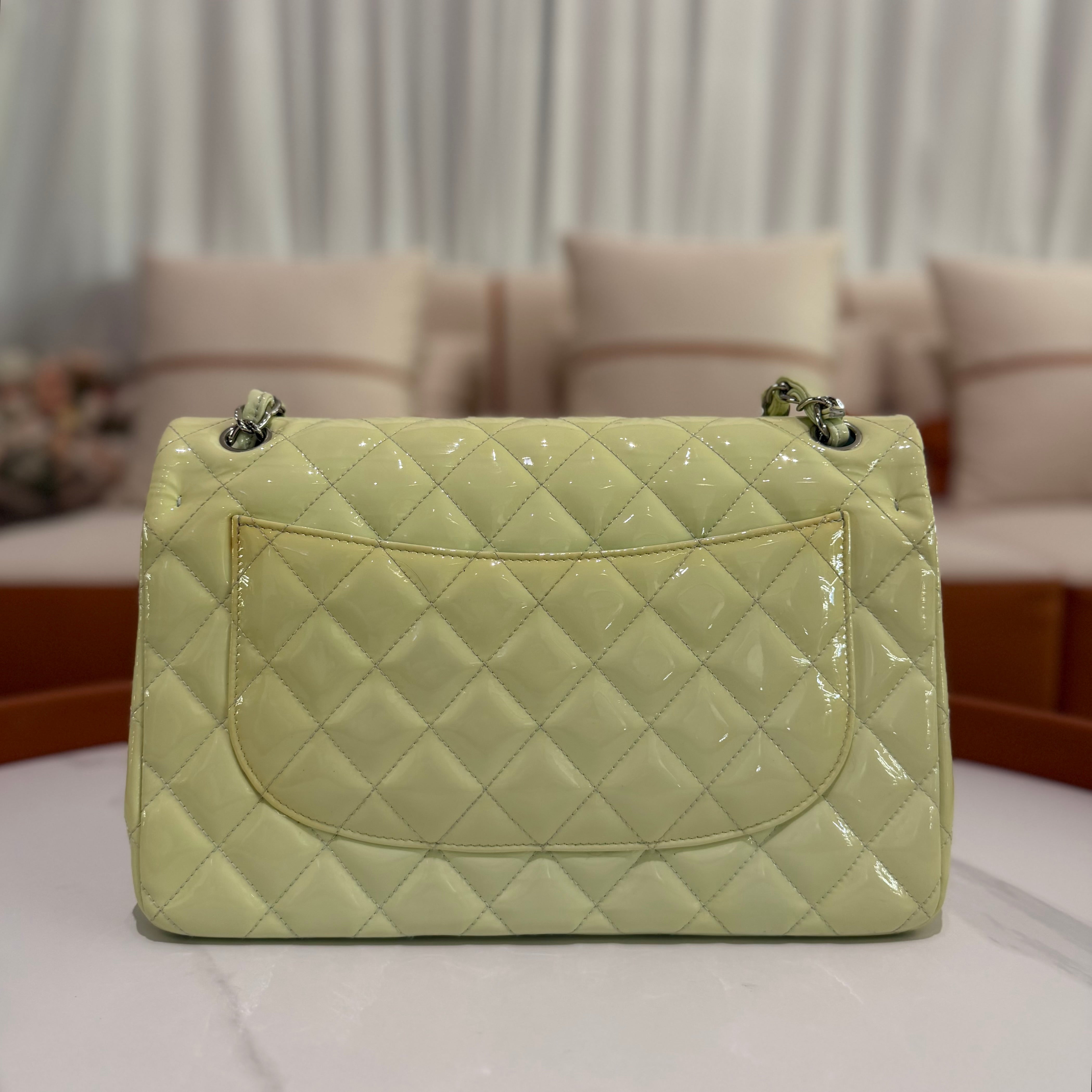Chanel Classic Flap Jumbo Patent Leather Cream Yellow-Green