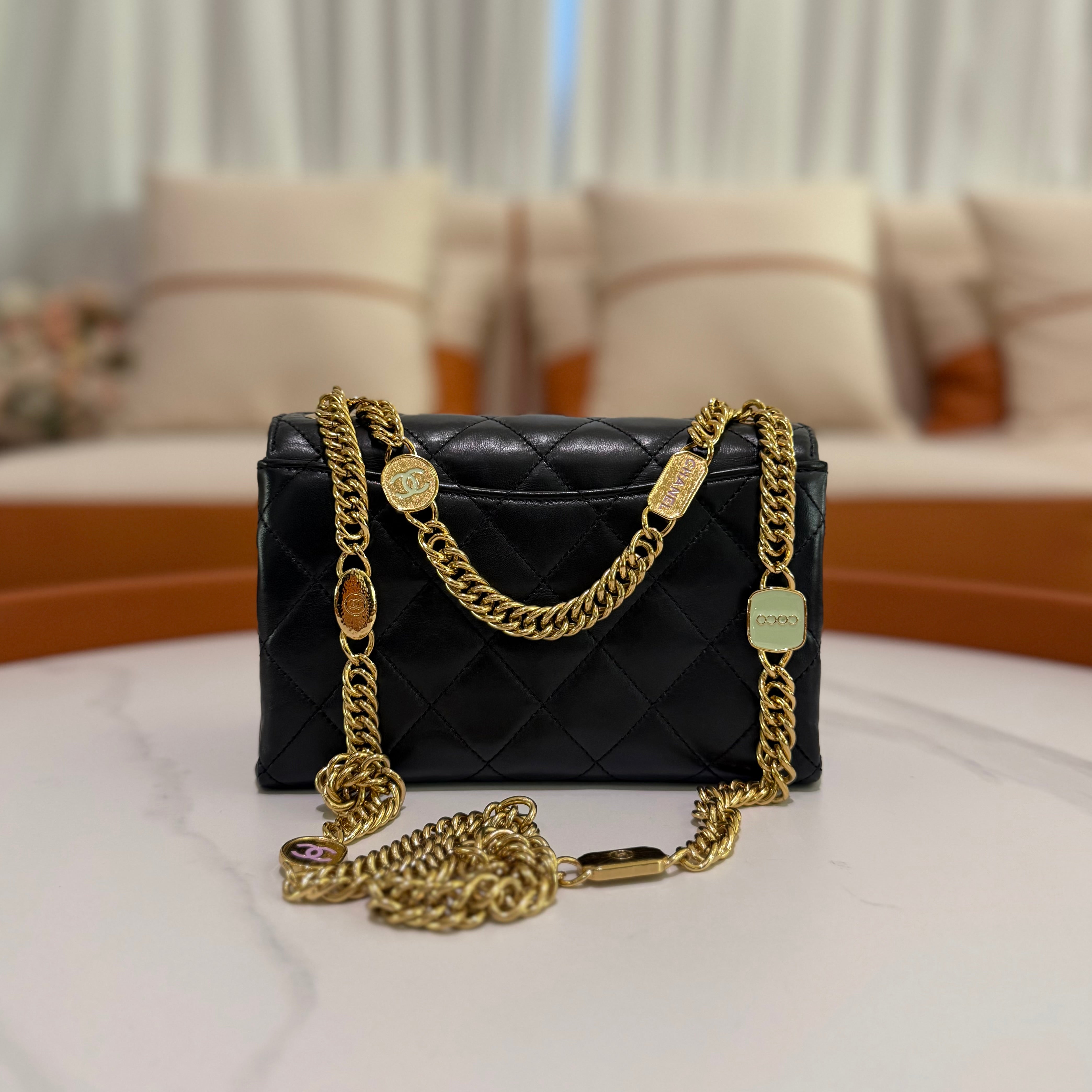 Chanel Black Enamel Chain Shoulder Bag with Gold Hardware (Chip Model)