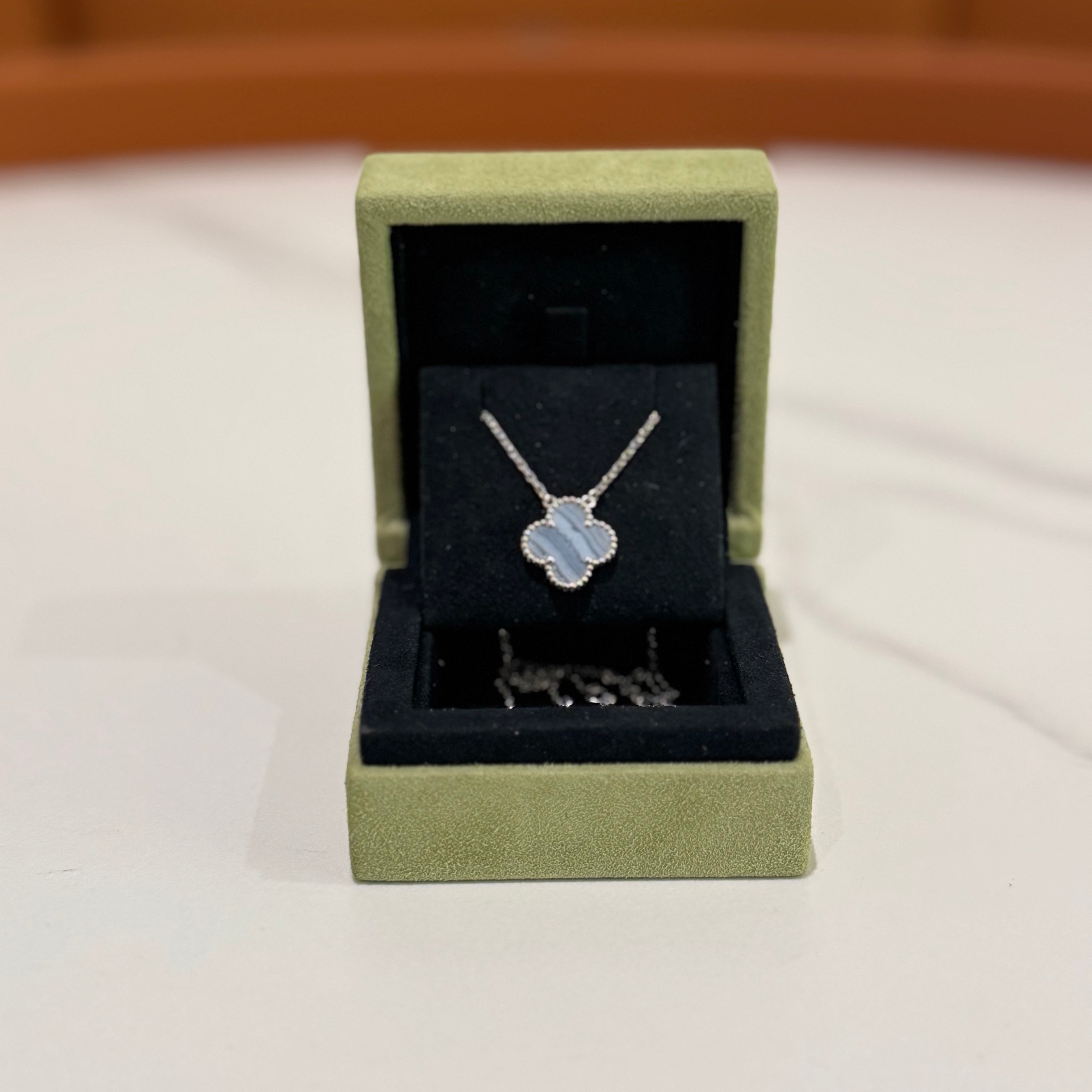 VAN CLEEF & ARPELS VINTAGE ALHAMBRA NECKLACE WHITE GOLD WITH WHITE CHALCEDONY