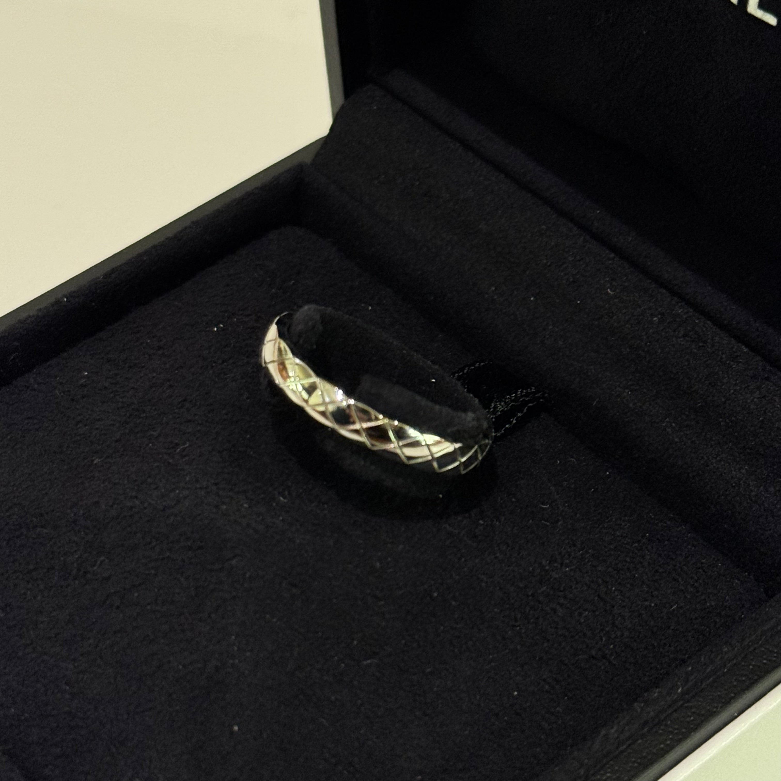 CHANEL COCO CRUSH RING SLIM BAND 18K WHITE GOLD