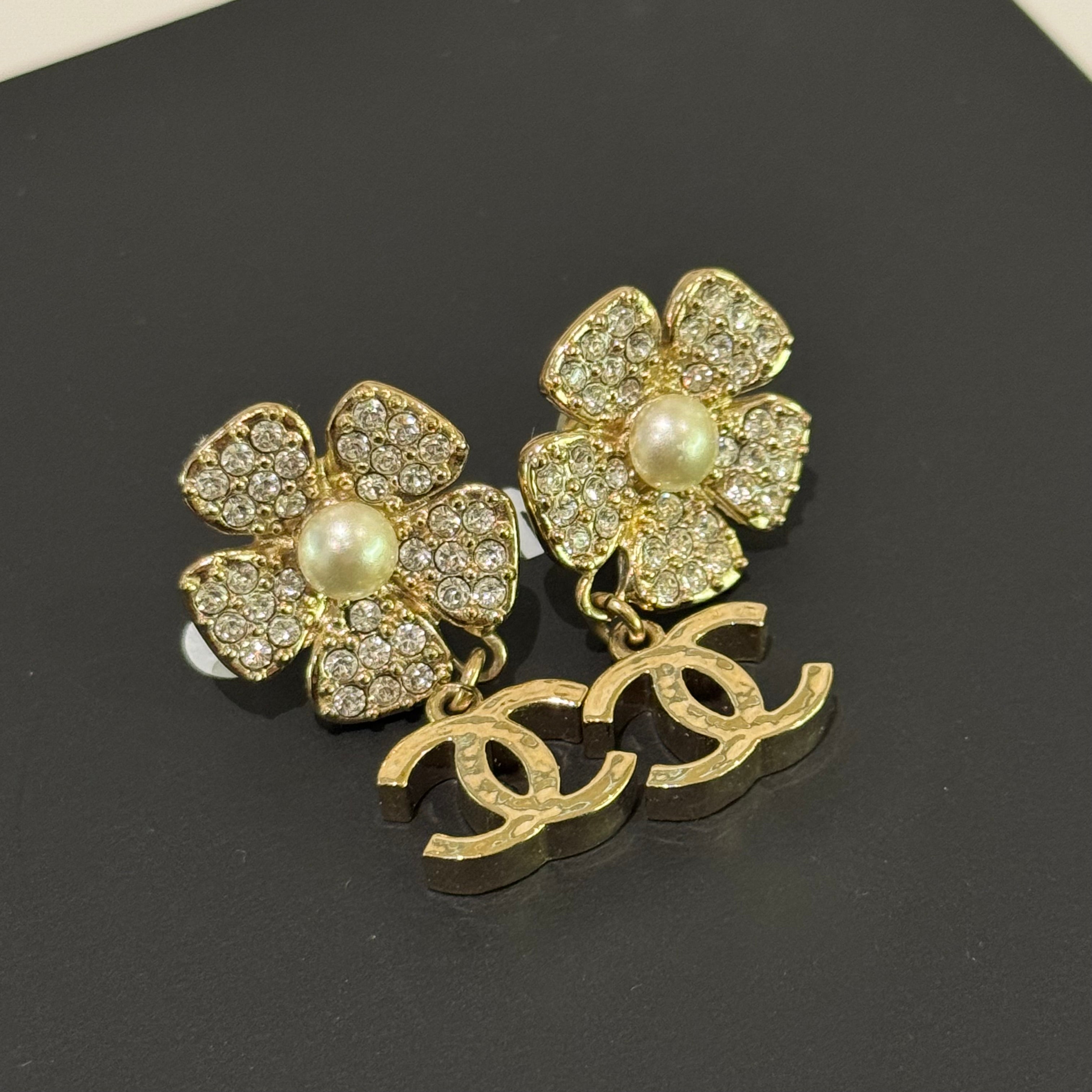 CHANEL FLOWER DIAMOND DOUBLE C EARRINGS
