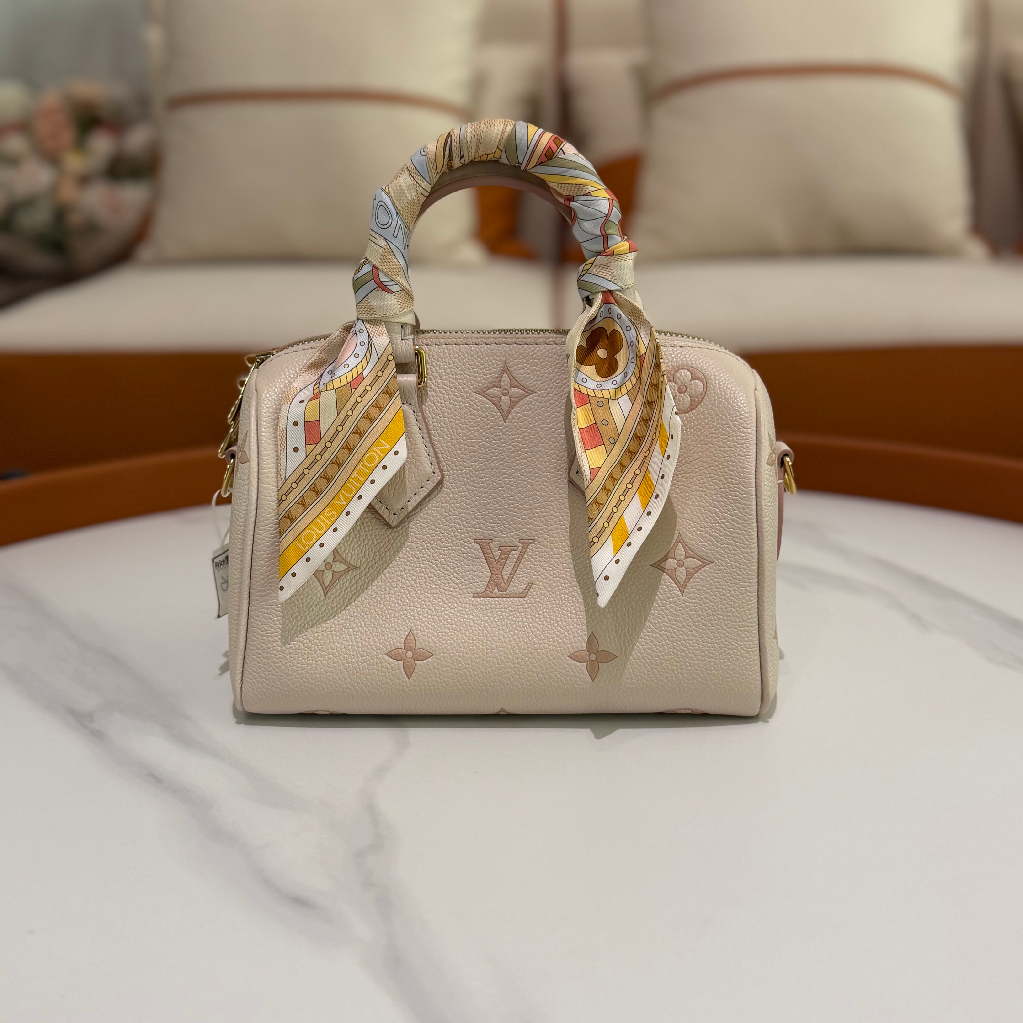 Louis Vuitton Speedy 20 Cream White & Pink Embossed Leather