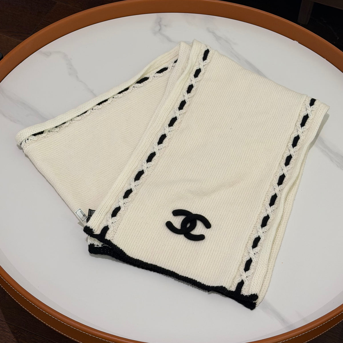 Chanel 25A Cashmere Scarf | CHANEL