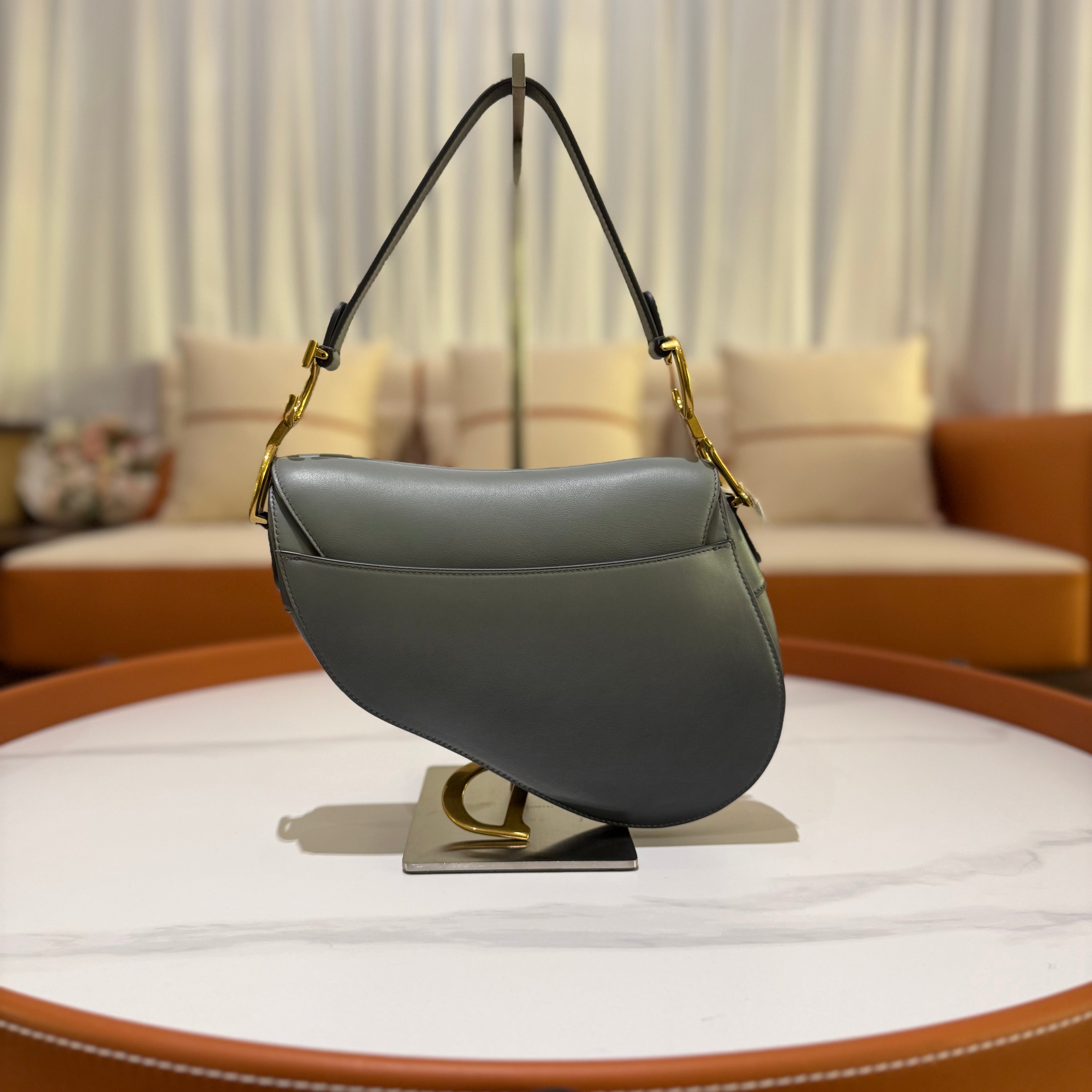DIOR SADDLE BAG MEDIUM