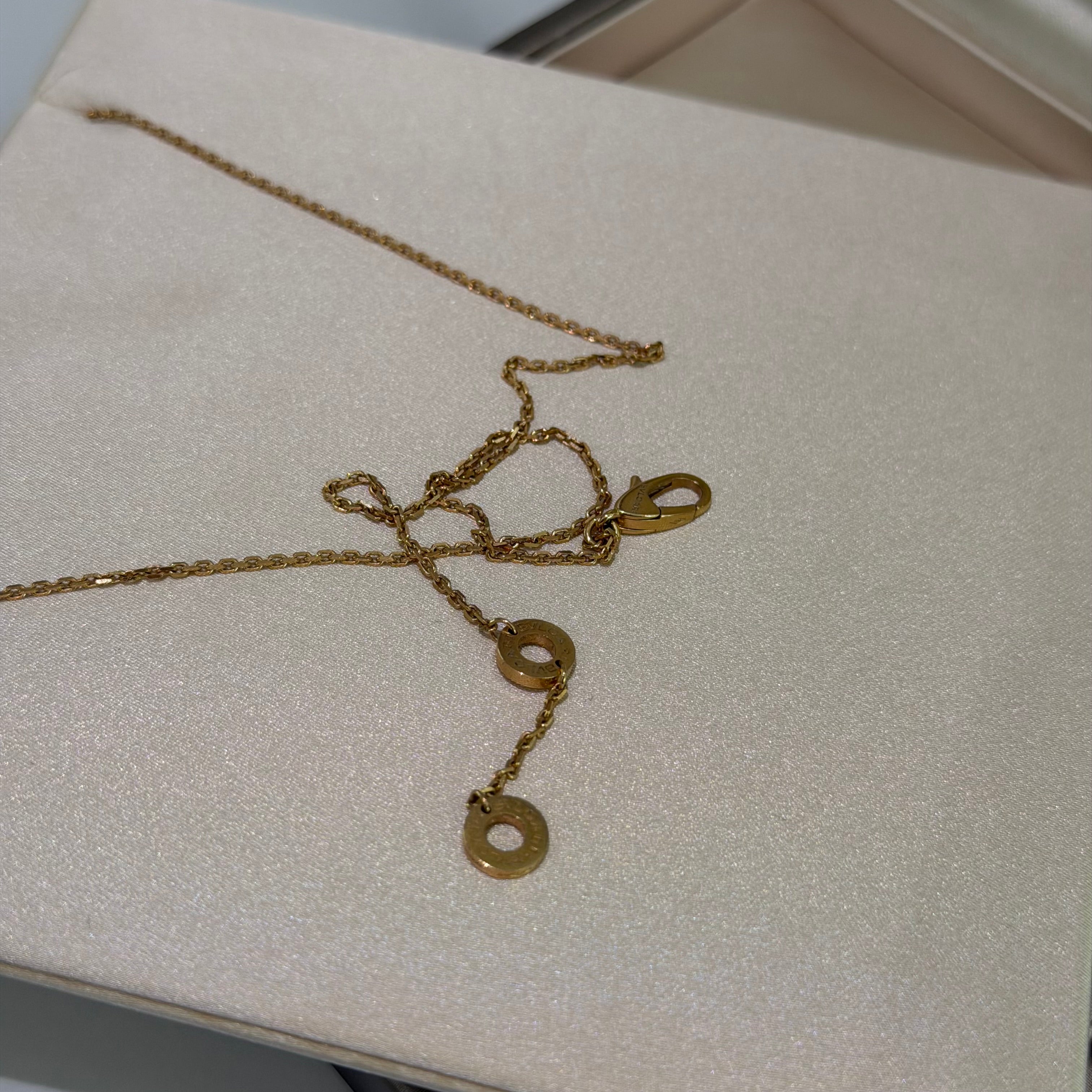 Bvlgari Divas’ Dream Diamond Mother-of-Pearl Pendant Necklace 18K Rose Gold