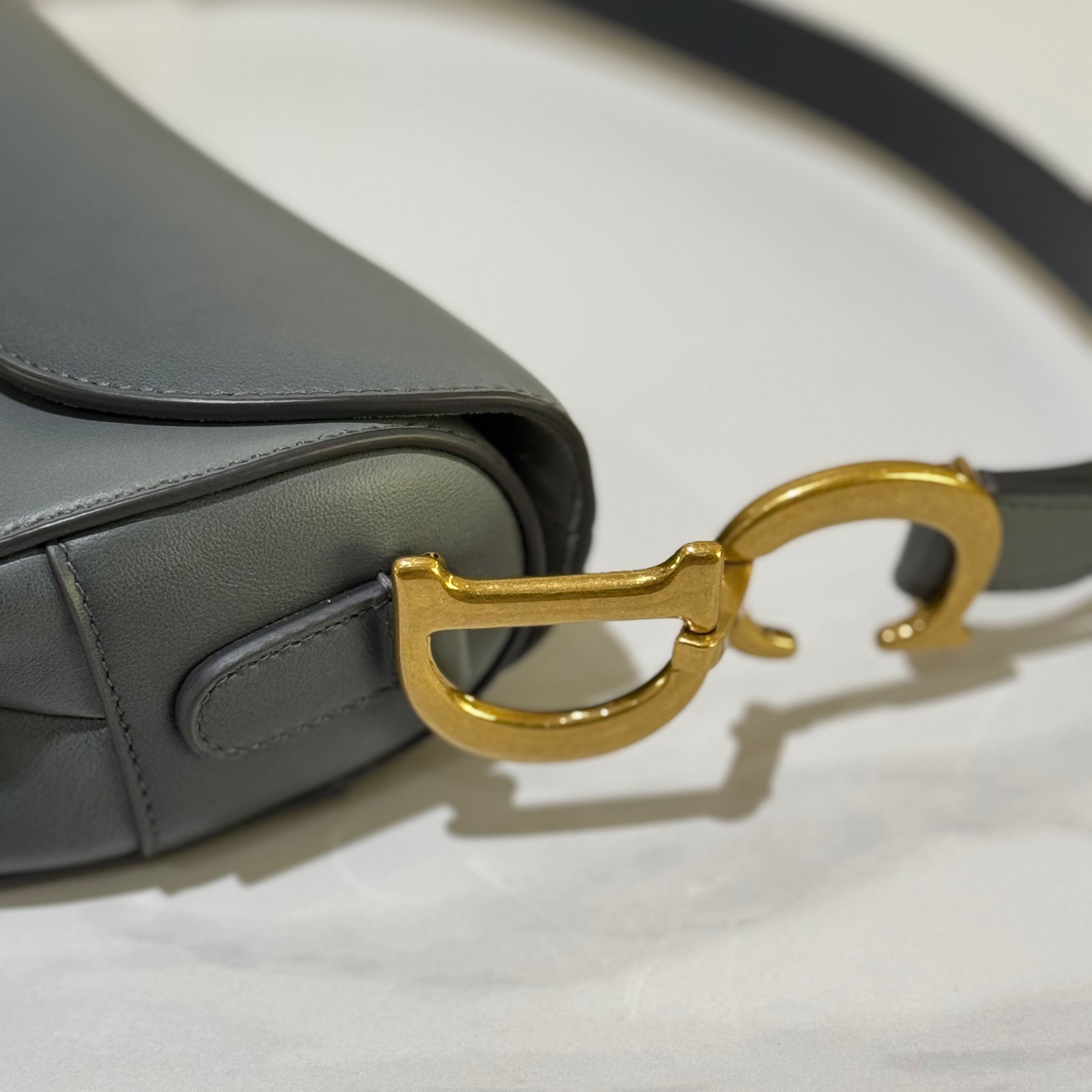 DIOR SADDLE BAG MEDIUM