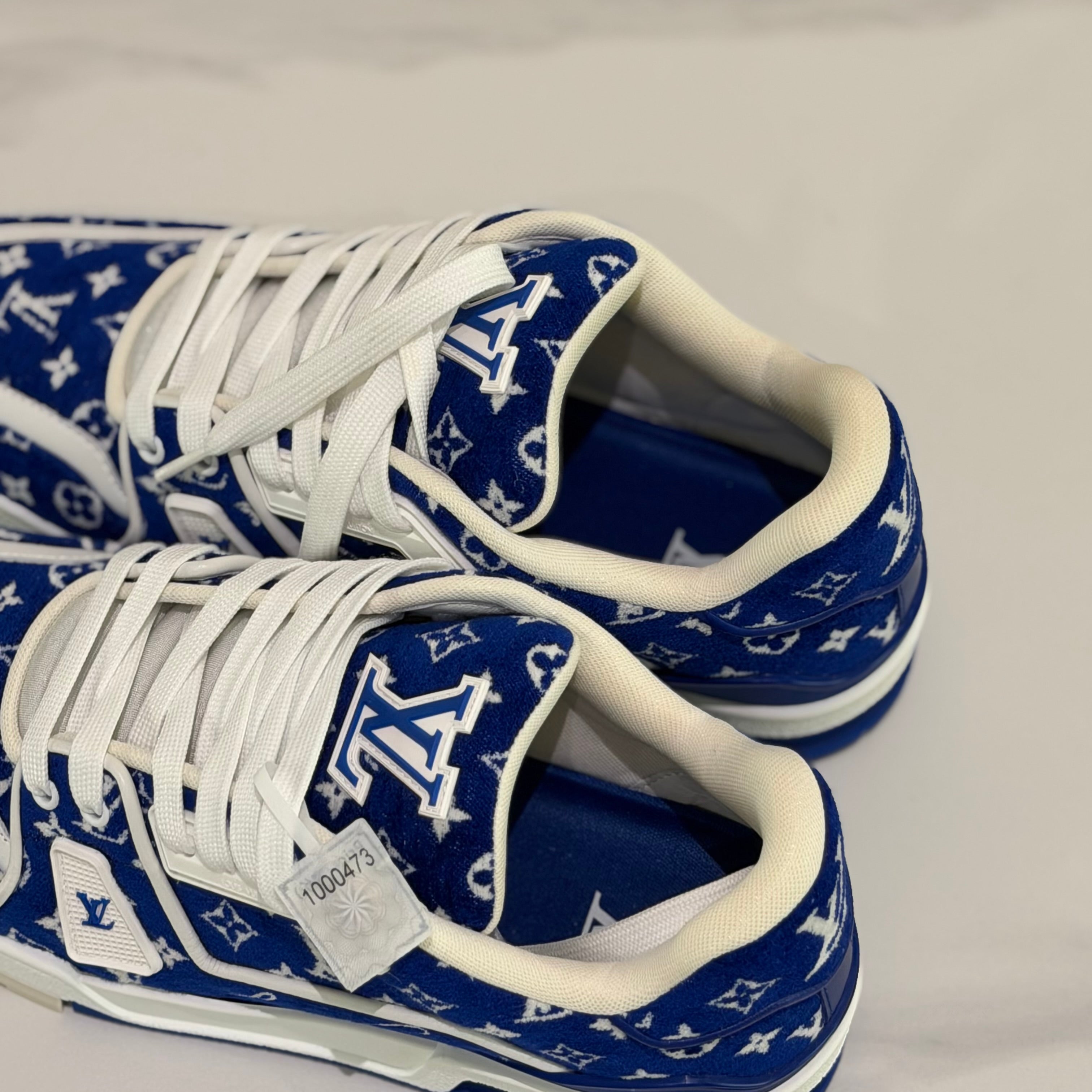 LOUIS VUITTON TRAINER BLUE WHITE MONOGRAM SNEAKERS