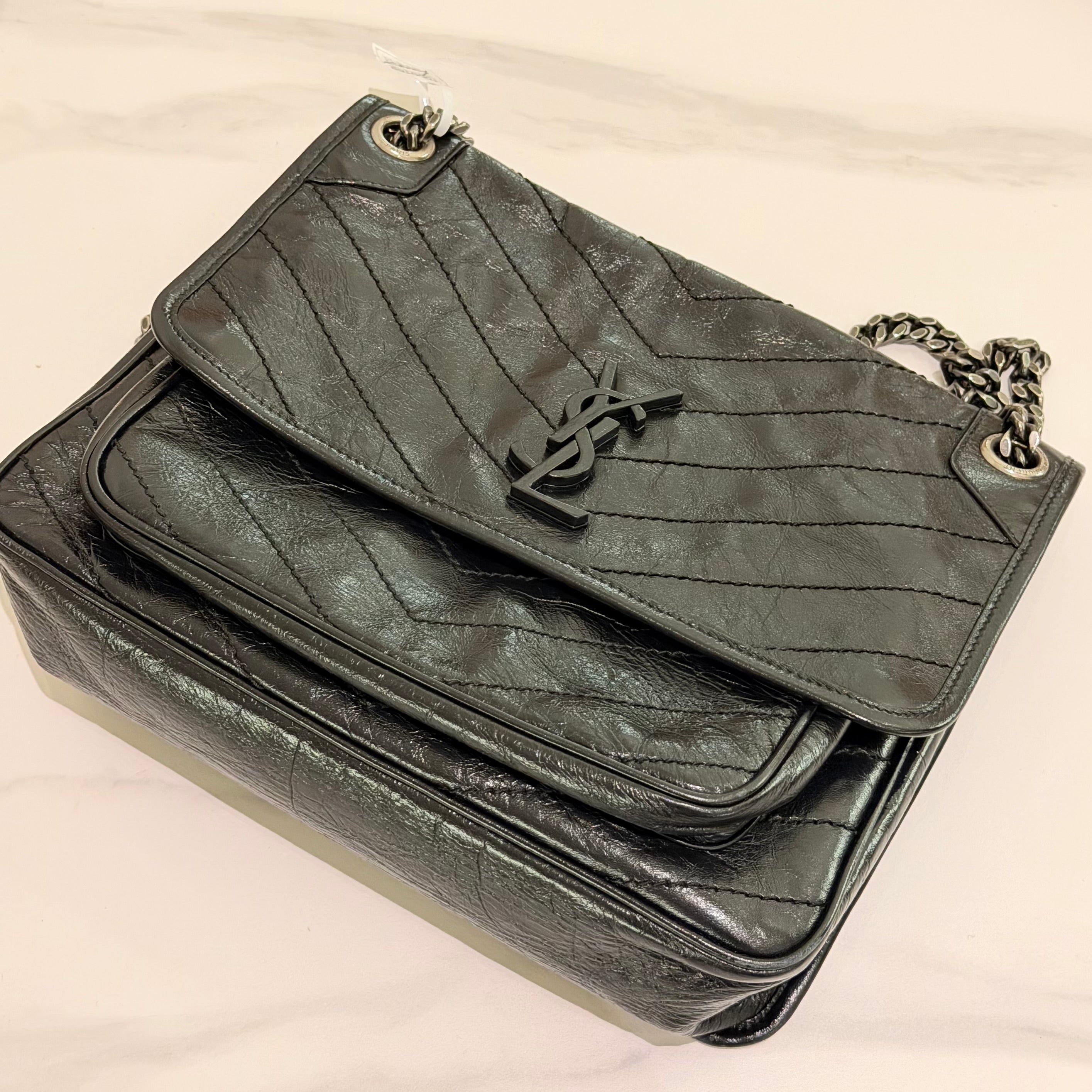 Saint Laurent NIKI Medium Chain Shoulder Bag
