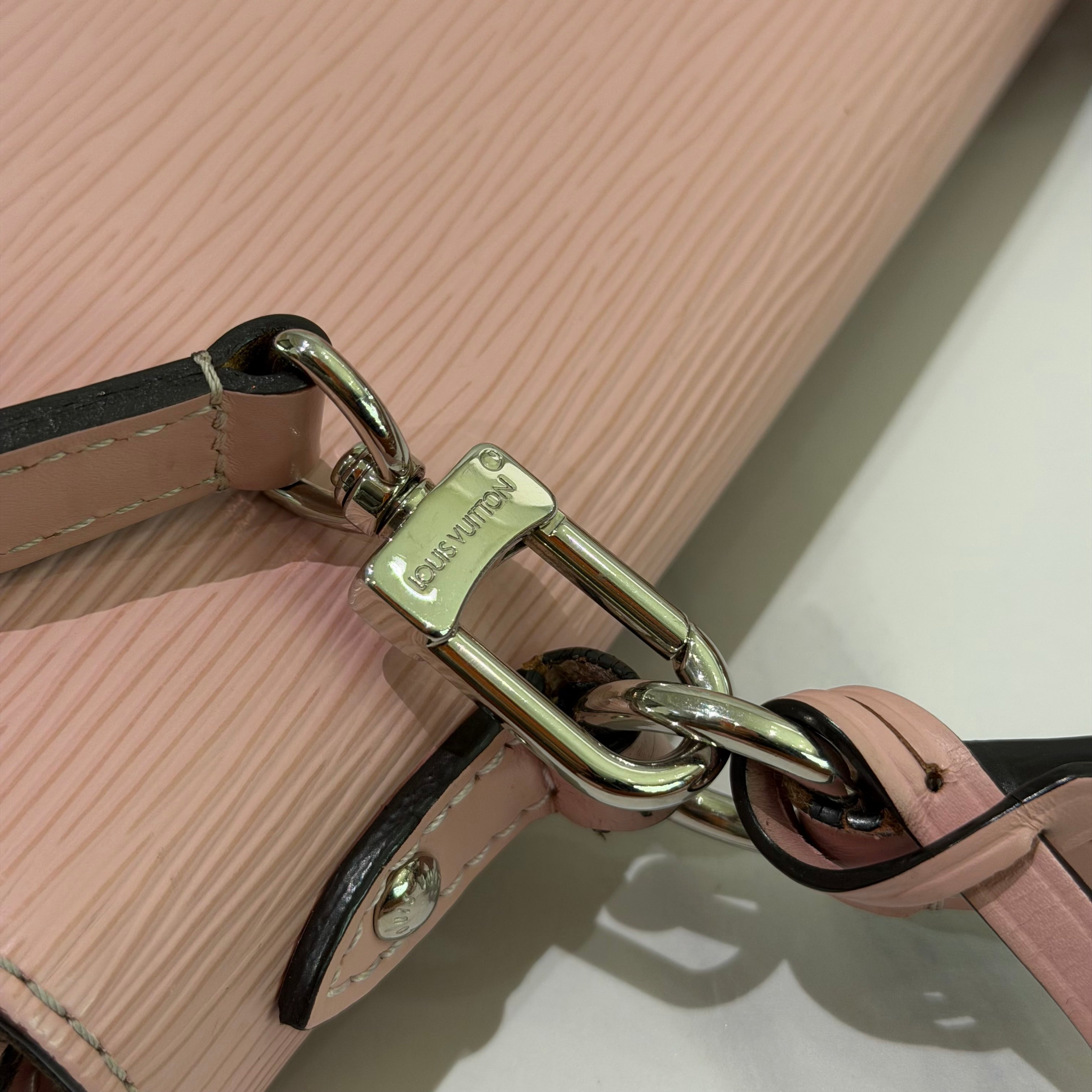 Louis Vuitton Epi Leather Pink Messenger Bag (With Strap)