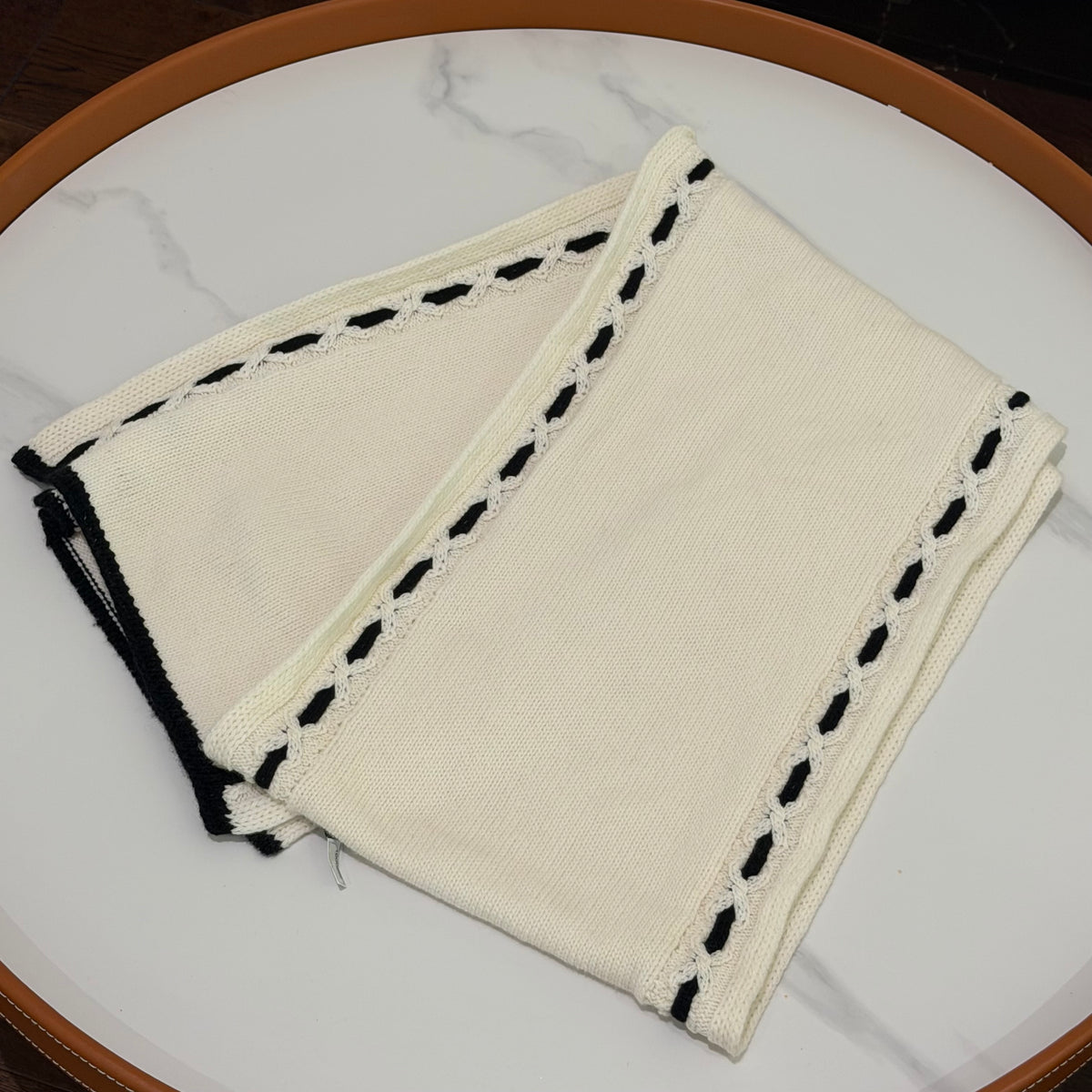 Chanel 25A Cashmere Scarf | CHANEL