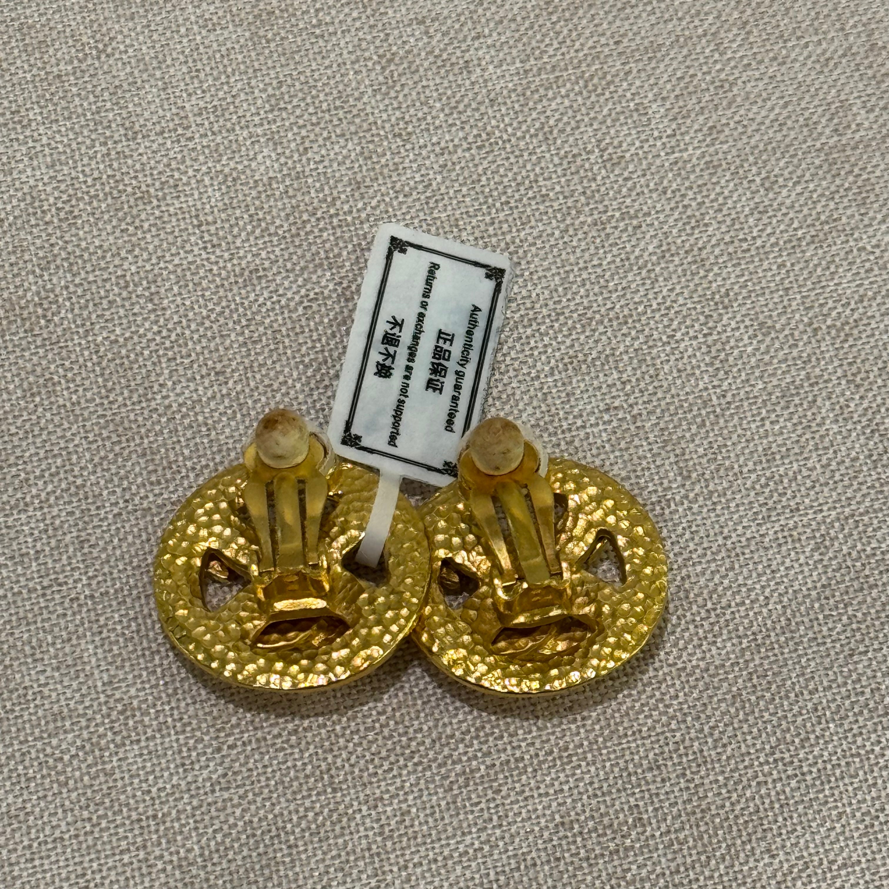 CHANEL VINTAGE DOUBLE C HOOP CLIP-ON EARRINGS